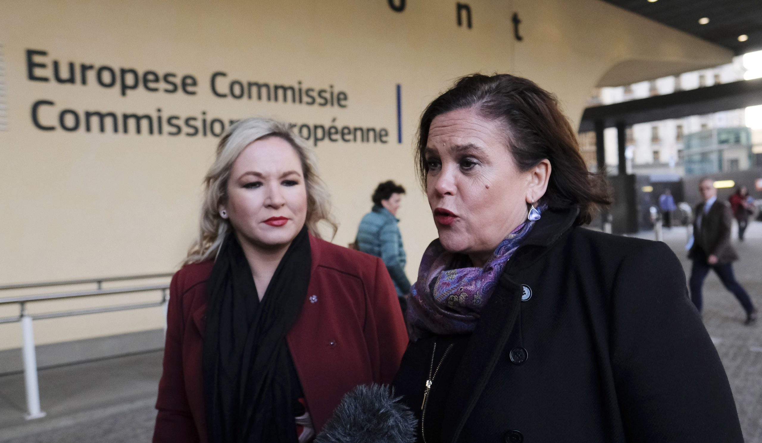 Líder do Sinn Féin quer referendo de unificação da Irlanda em caso de ‘Brexit’ sem acordo