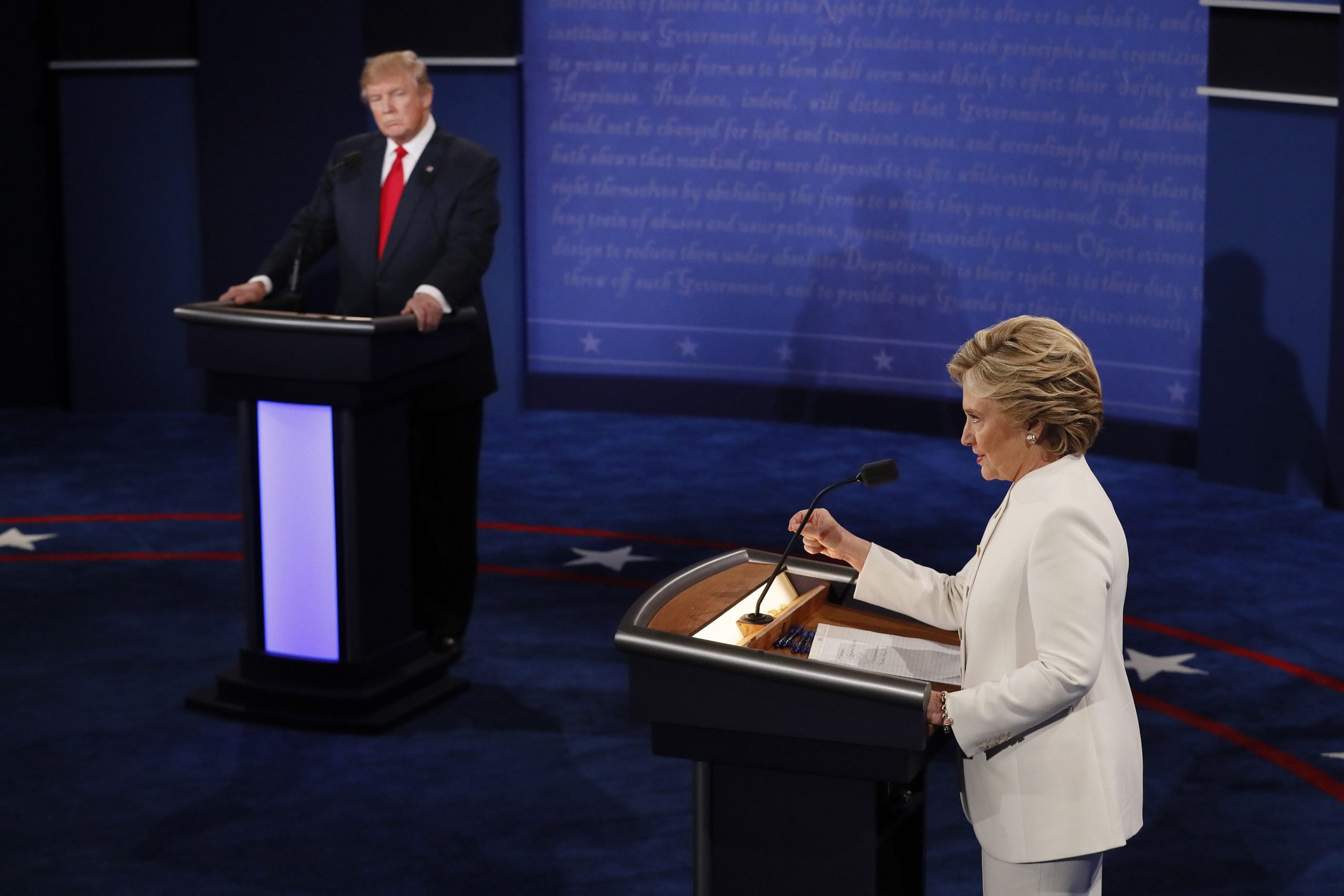 Trump e Clinton vão passar a noite eleitoral em Nova Iorque