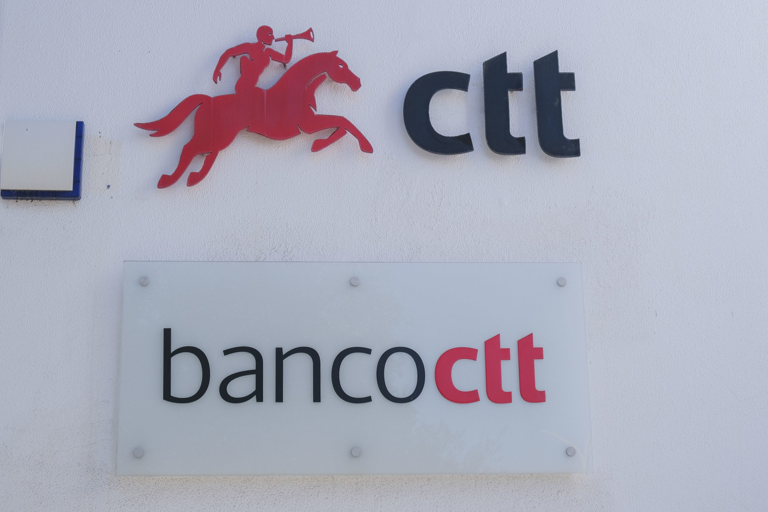 Novo contrato de concessão aos CTT garante “continuidade” com “ajustamentos”