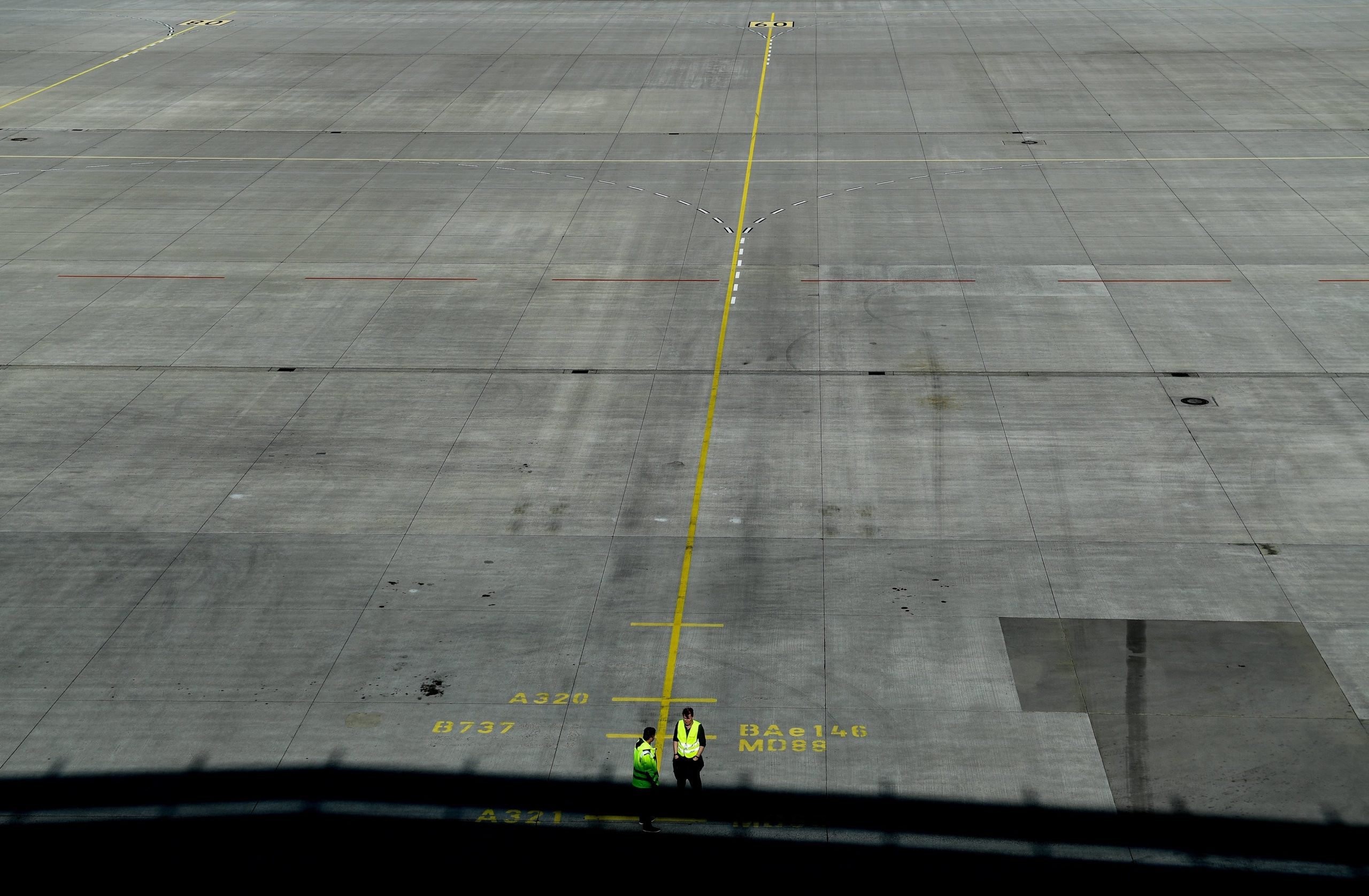 Aeroporto internacional da Guatemala esteve fechado por causa do vulcão Fuego