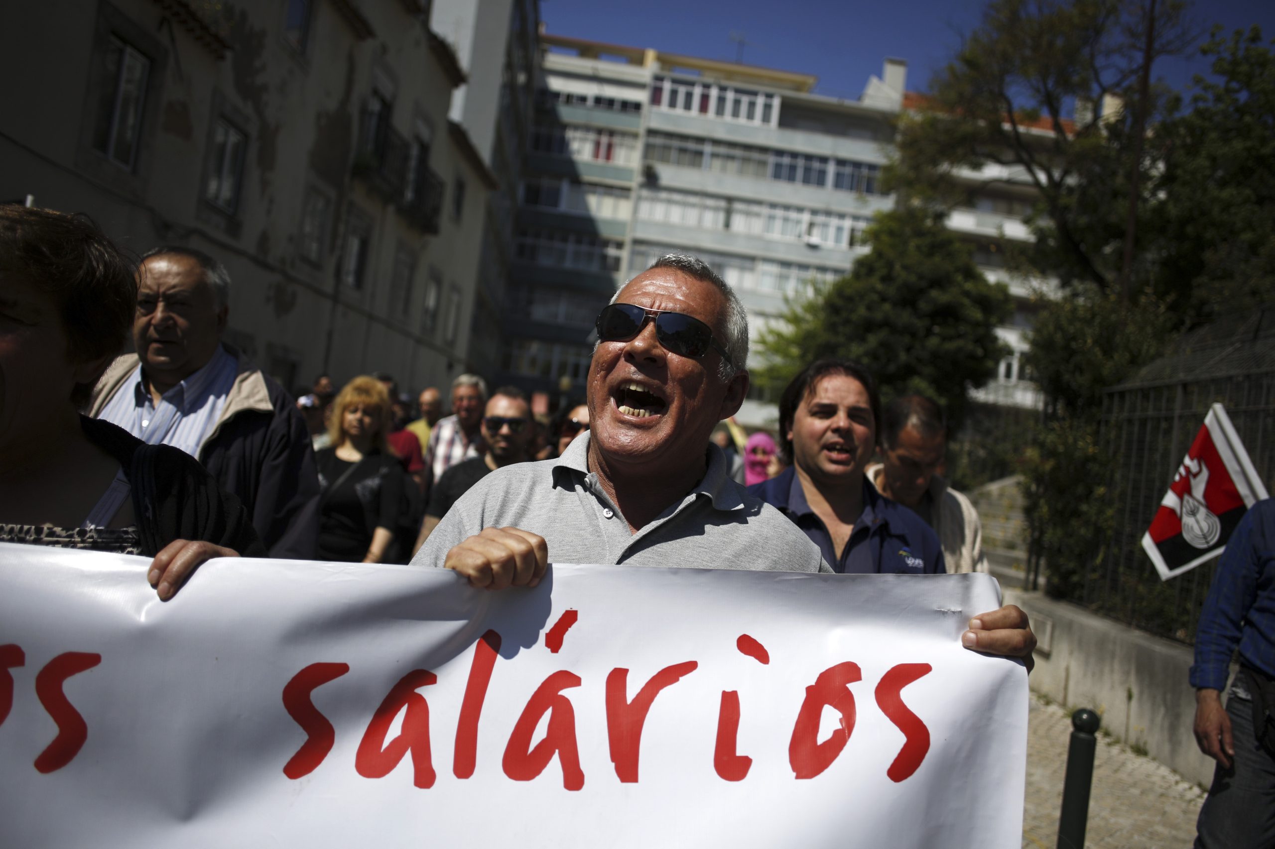 OE2019. Começam hoje as negociações na função pública com sindicatos a propor aumentos entre 3 e 4%