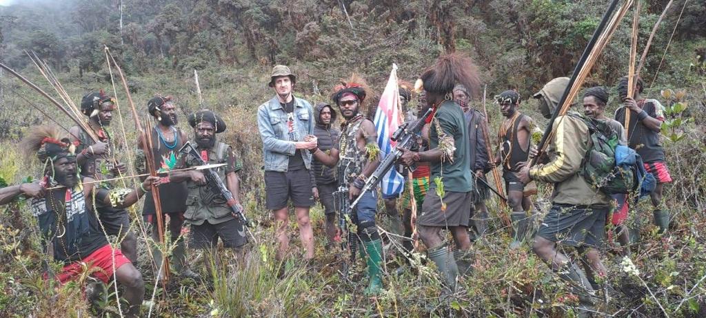 Separatistas ameaçam piloto de morte se Indonésia não reconhecer independência da Papua Ocidental