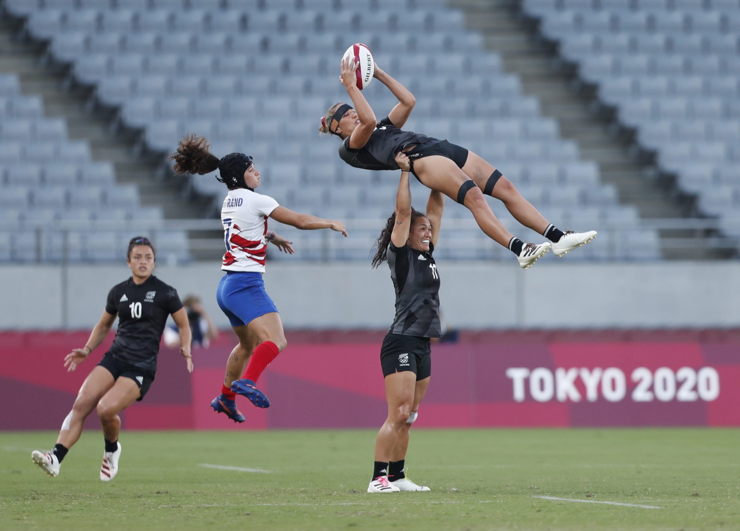 Nova Zelândia com ouro no râguebi de sete feminino e prata em masculinos