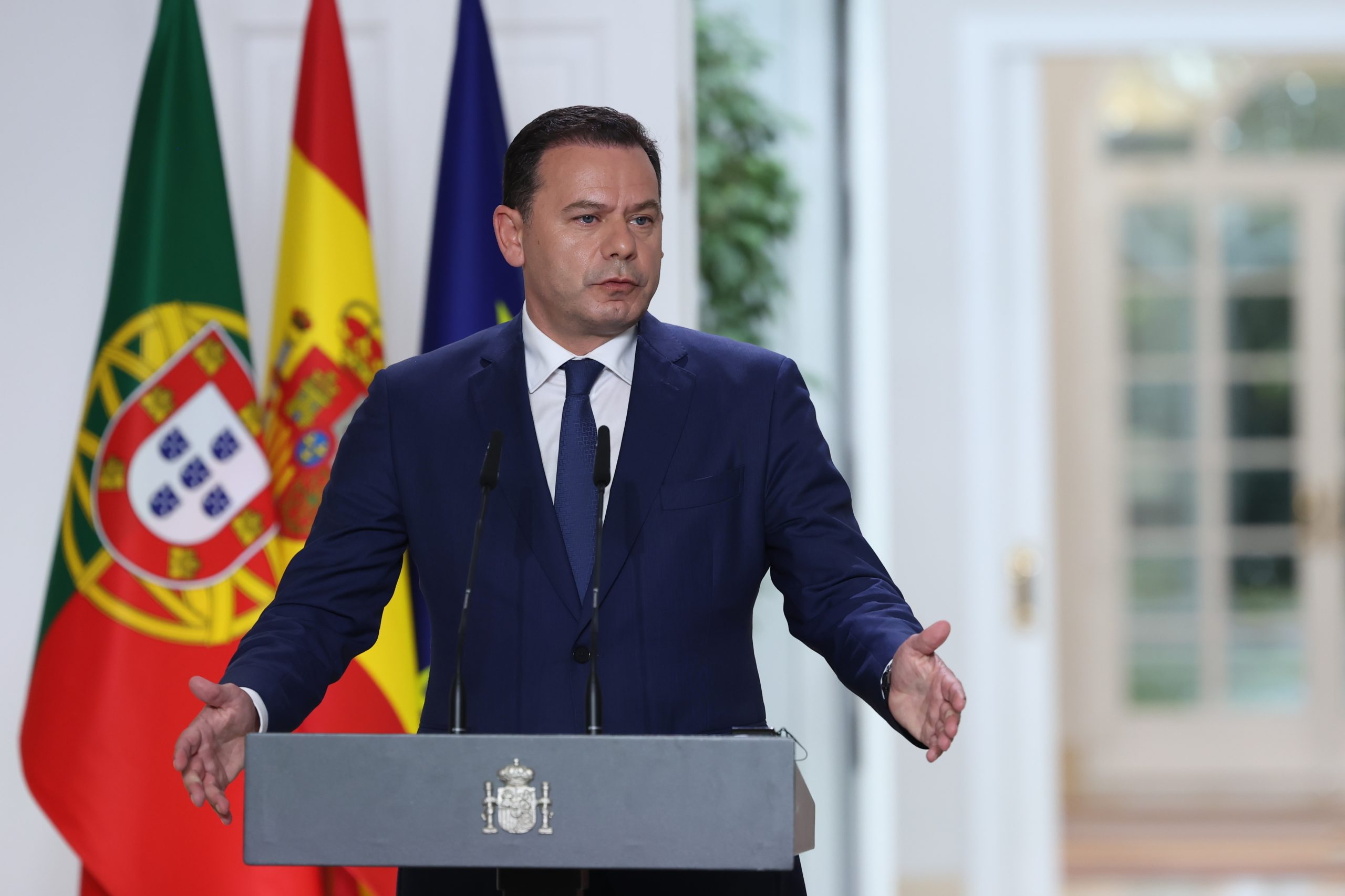 Governo tem 800 milhões de euros de margem para novas medidas