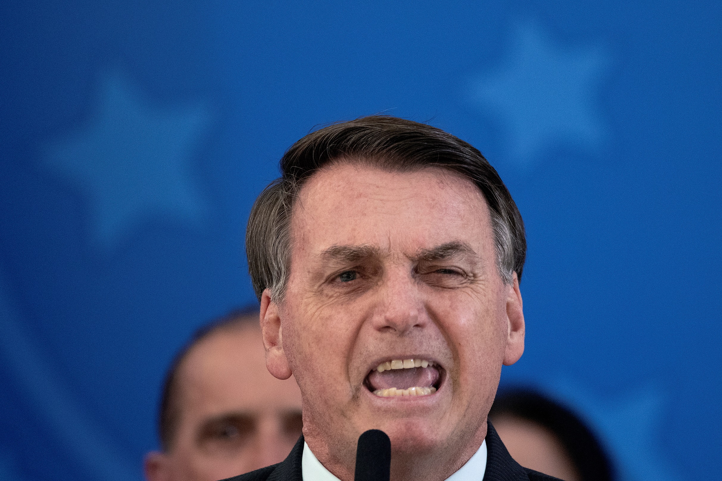 Covid-19: Juiza suspende decisão que obriga Bolsonaro a divulgar o resultado dos seus testes