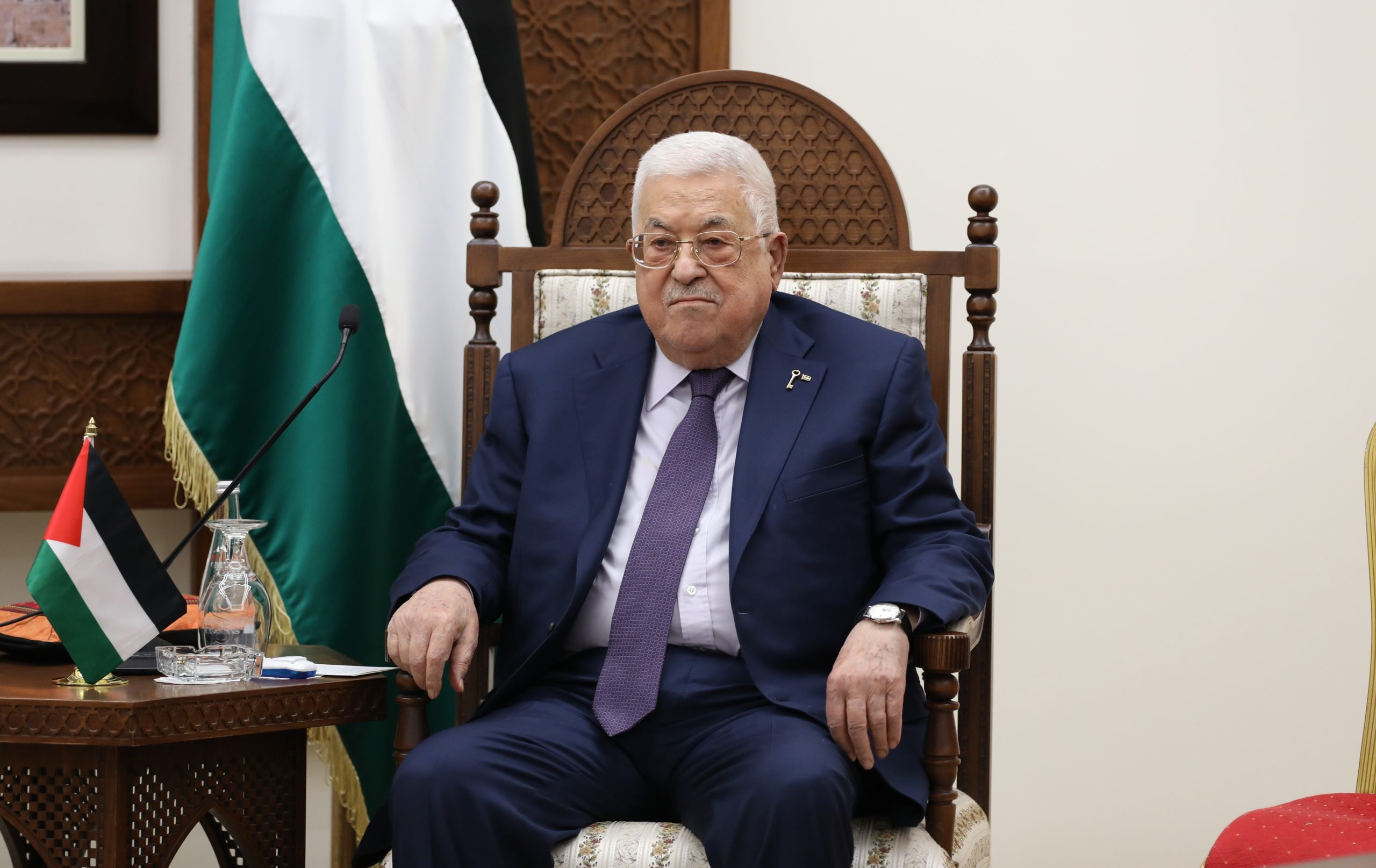 Abbas condiciona regresso de Autoridade Palestiniana a Gaza a acordo mais abrangente