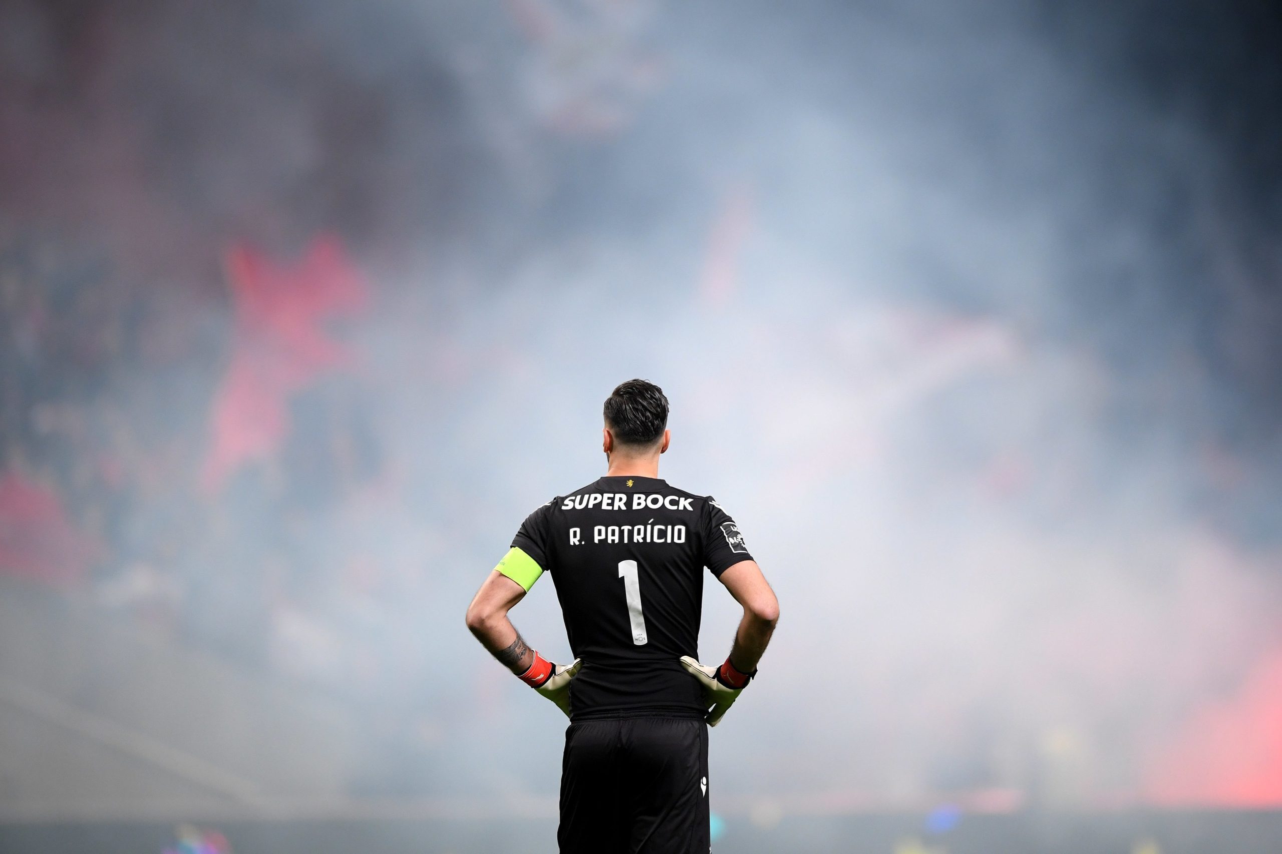 Rui Patrício quebra o silêncio e envia mensagem aos sportinguistas: “Para além dos meus pais, foi o Sporting que me formou”