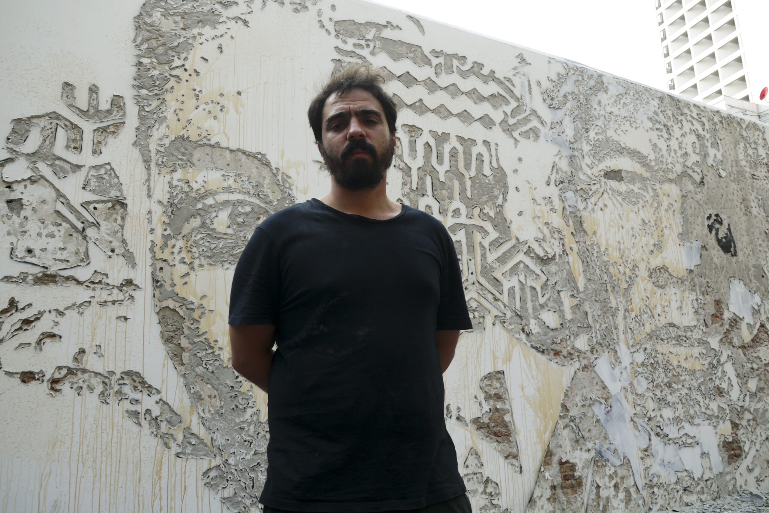 Vila Nova da Barquinha recebe arte urbana de Vhils, Manuel João Vieira e Violant