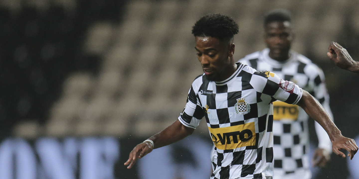 Boavista pede despenalização dos cartões amarelos mostrados a Rami e Angel Gomes