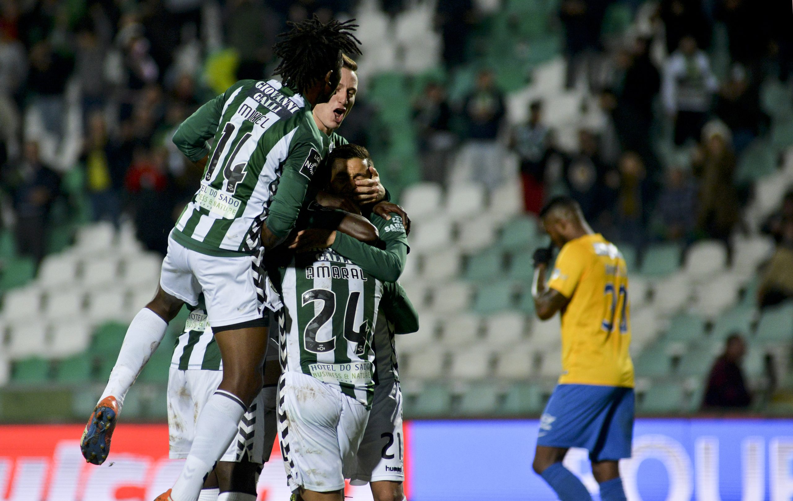 Vitória de Setúbal bate Estoril-Praia na abertura da 13.ª jornada da Primeira Liga