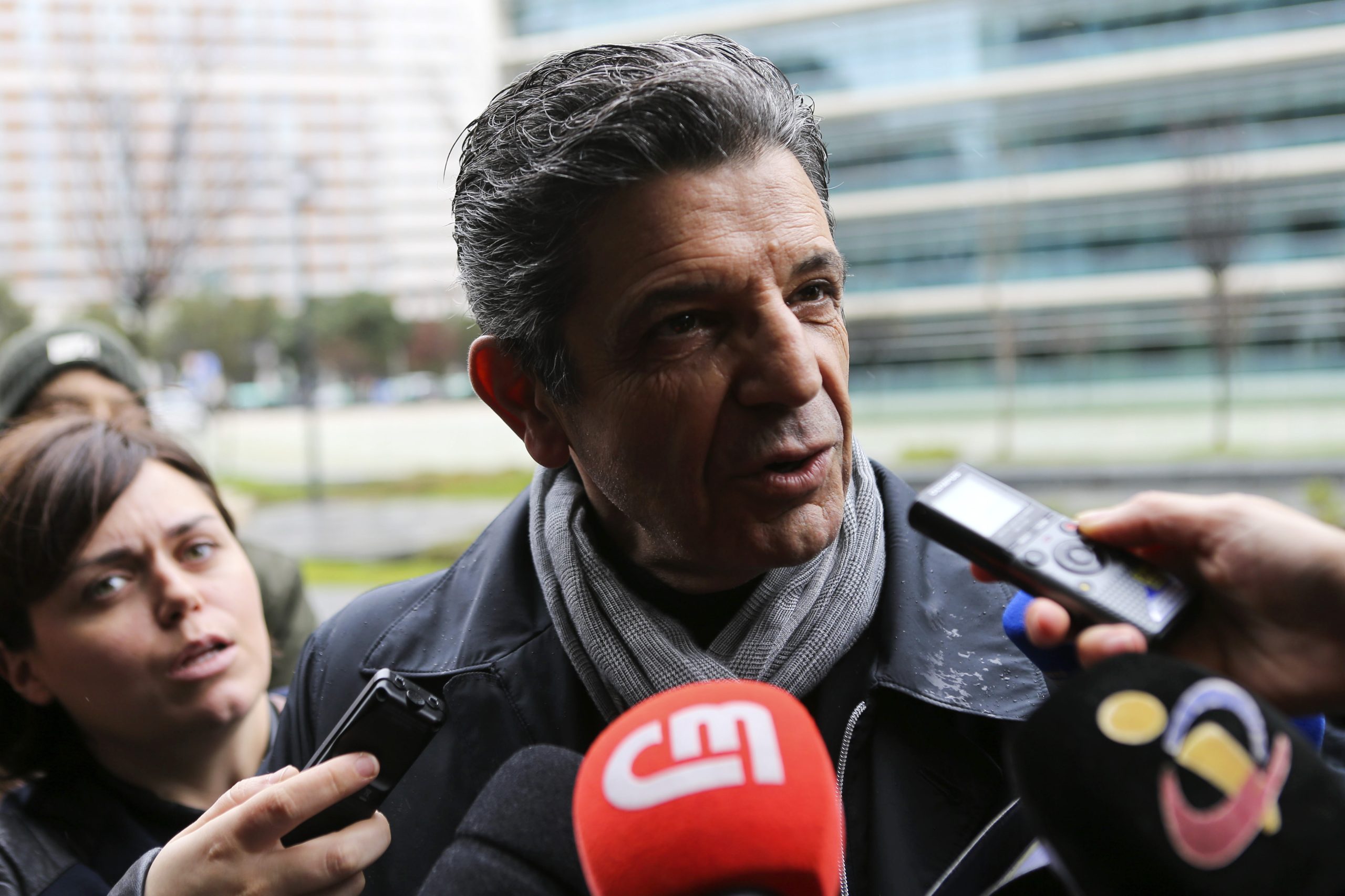 Advogado de Carrilho diz que história de agressões está mal contada e pede absolvição
