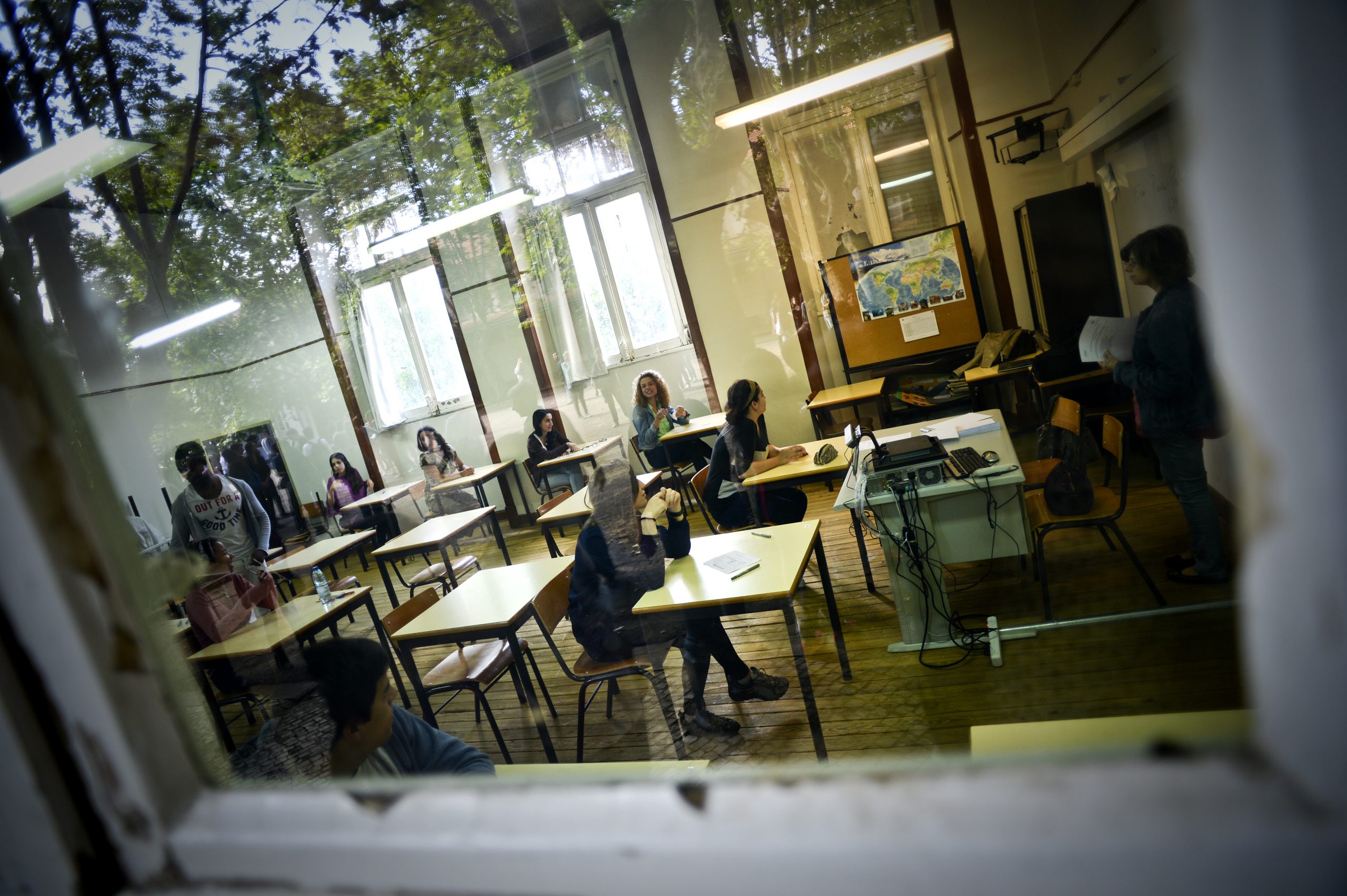 Cerca de quatro mil professores por ano vão se aposentar na próxima década, revela estudo divulgado pelo Governo
