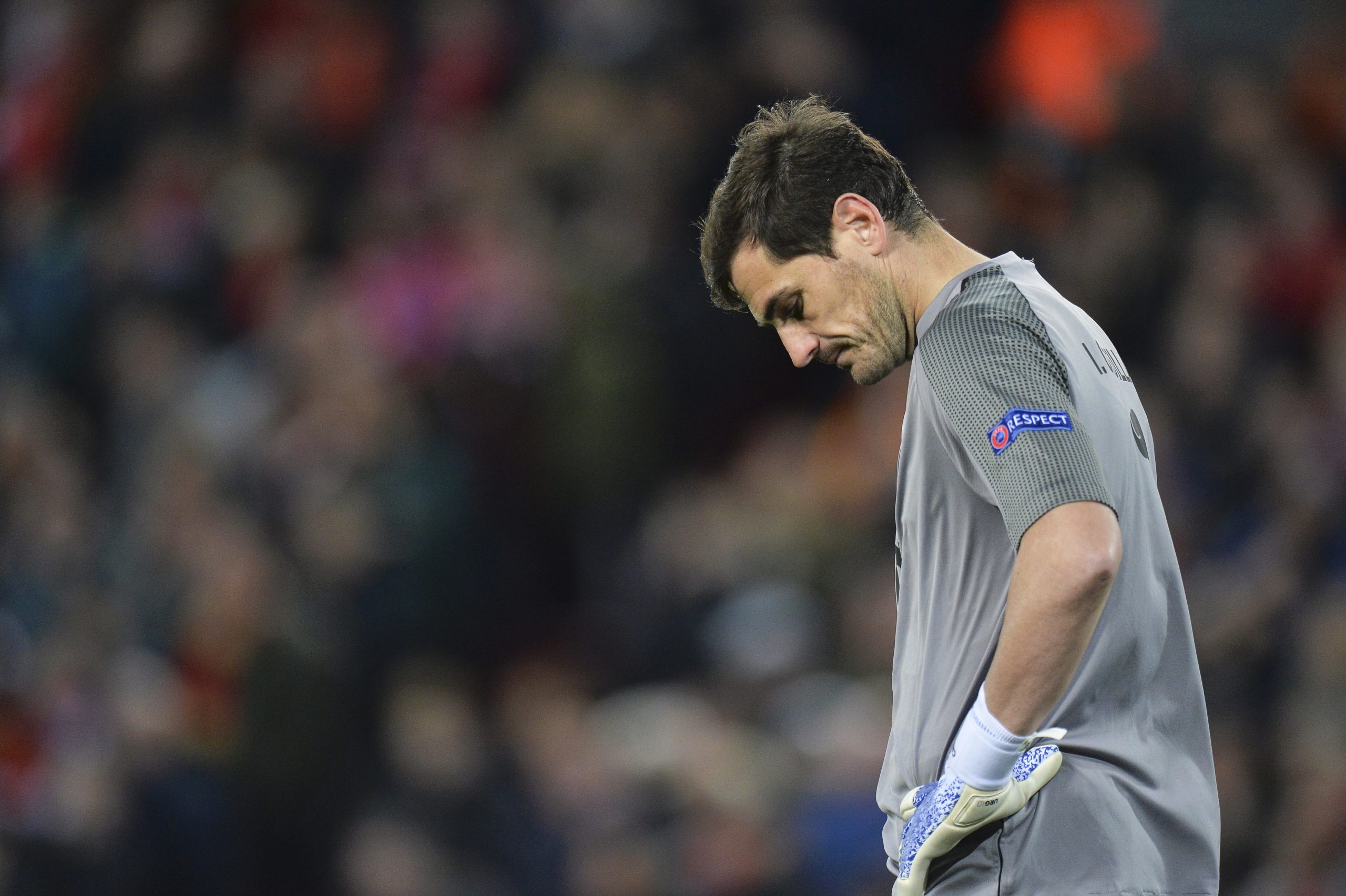 Meio ano após o enfarte, Casillas tirou as chuteiras do cacifo