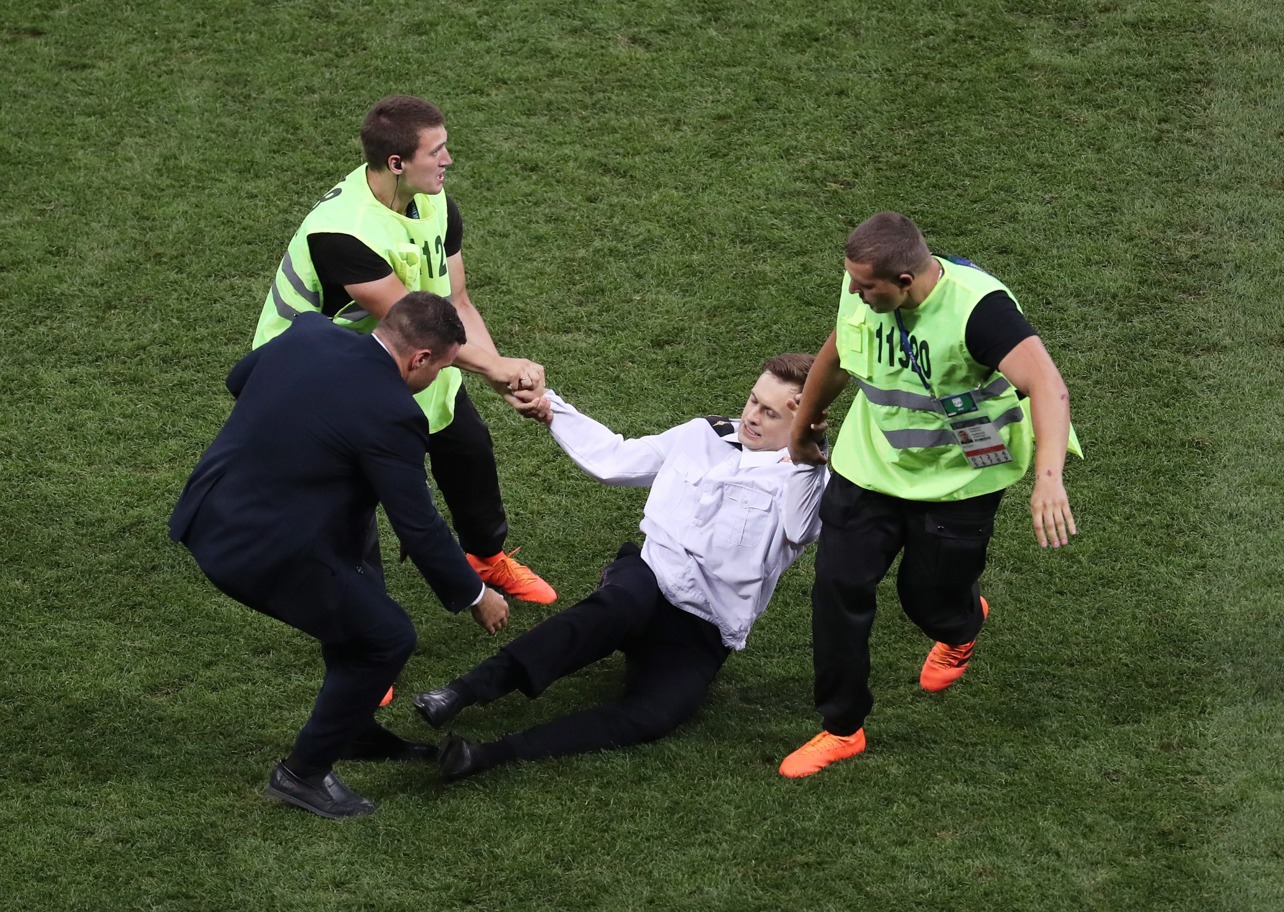 Mundial2018: Quatro membros das Pussy Riot condenadas após invasão de campo