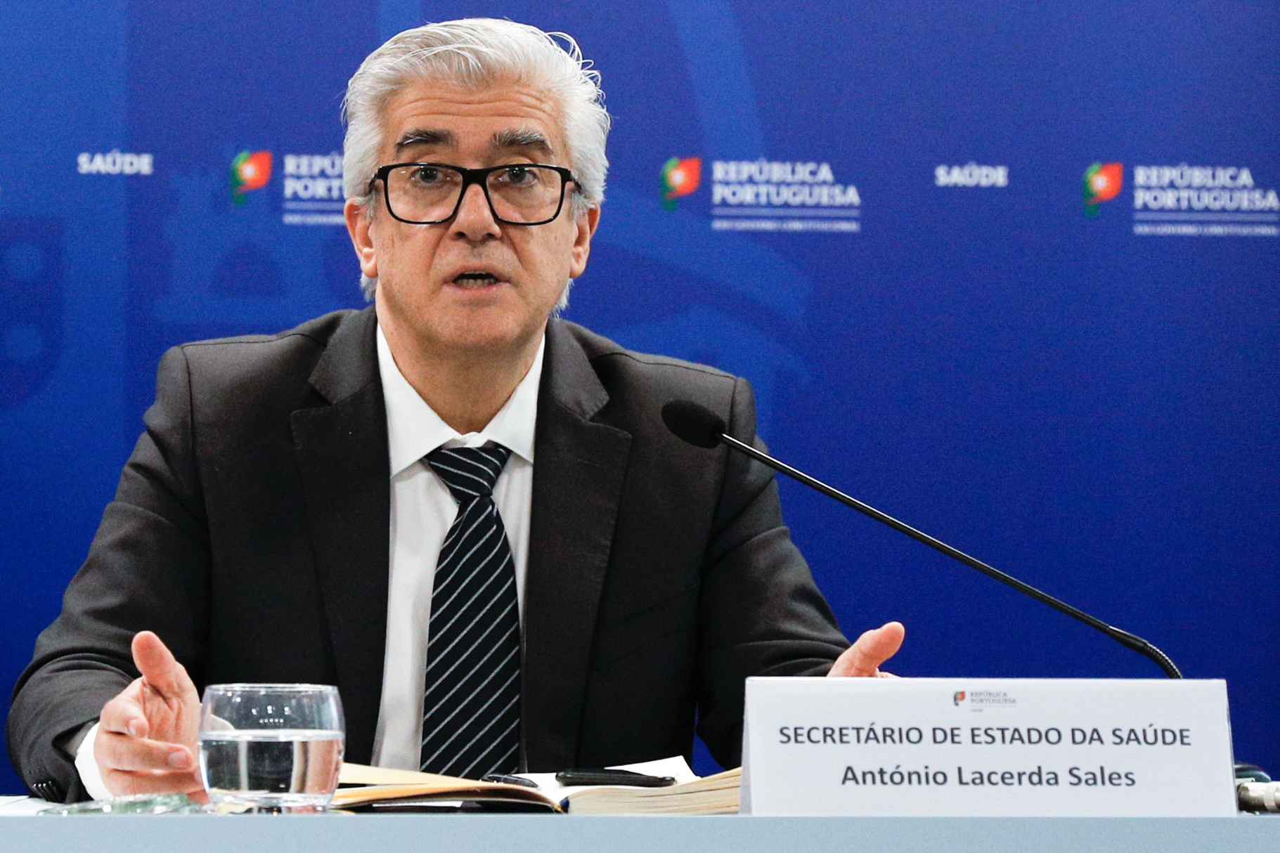 António Lacerda Sales: “Todos temos a obrigação de cuidar de todos e a melhor forma é manter a contenção social”
