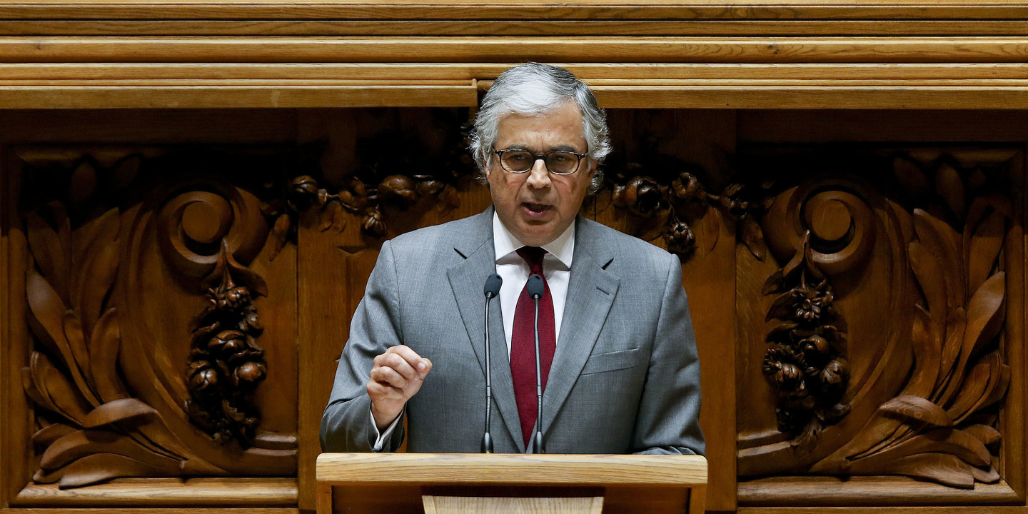 Aguiar-Branco é o novo Presidente da AR: “Não devemos desistir da democracia. Eu não desisto”
