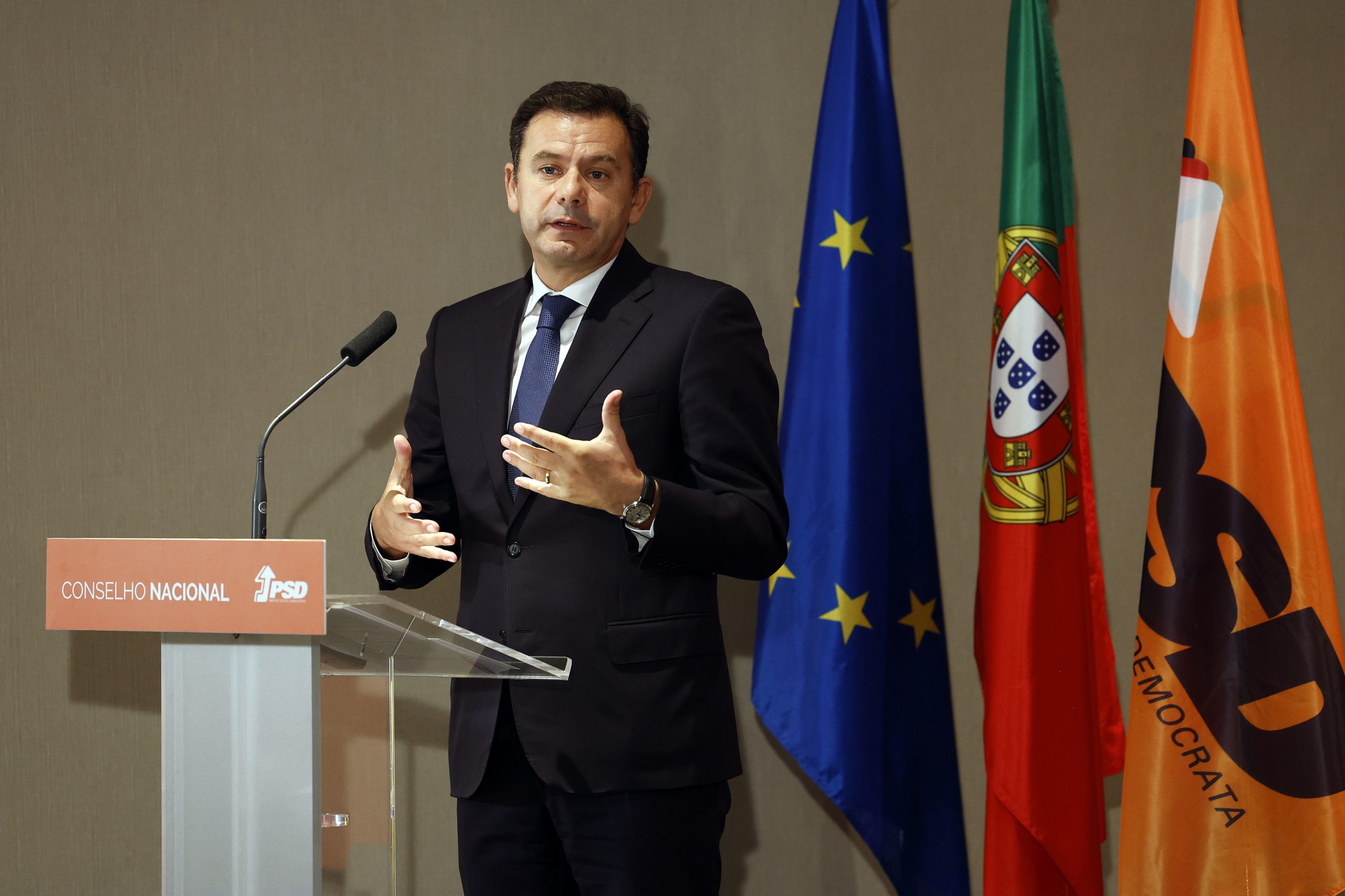 PSD quer reforçar poderes do PR e permitir acesso a metadados com intervenção judicial