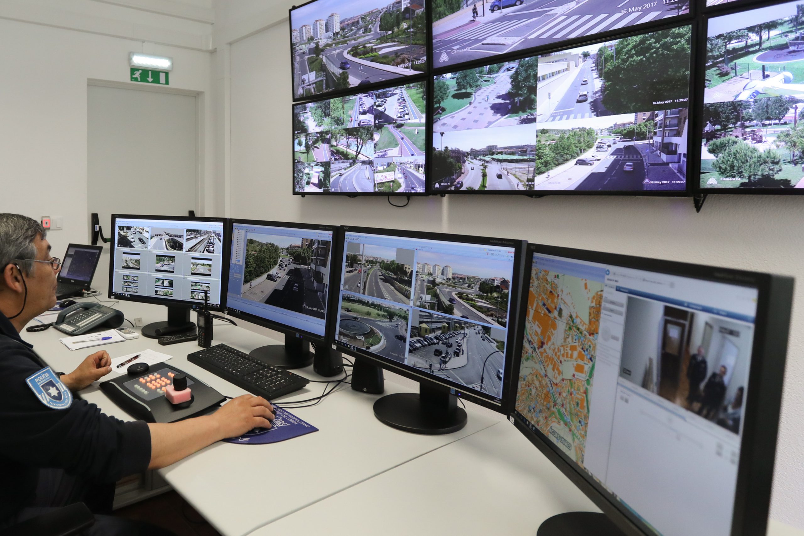 Governo prepara revisão da lei da videovigilância. Sistema já funciona na Amadora com 103 câmaras