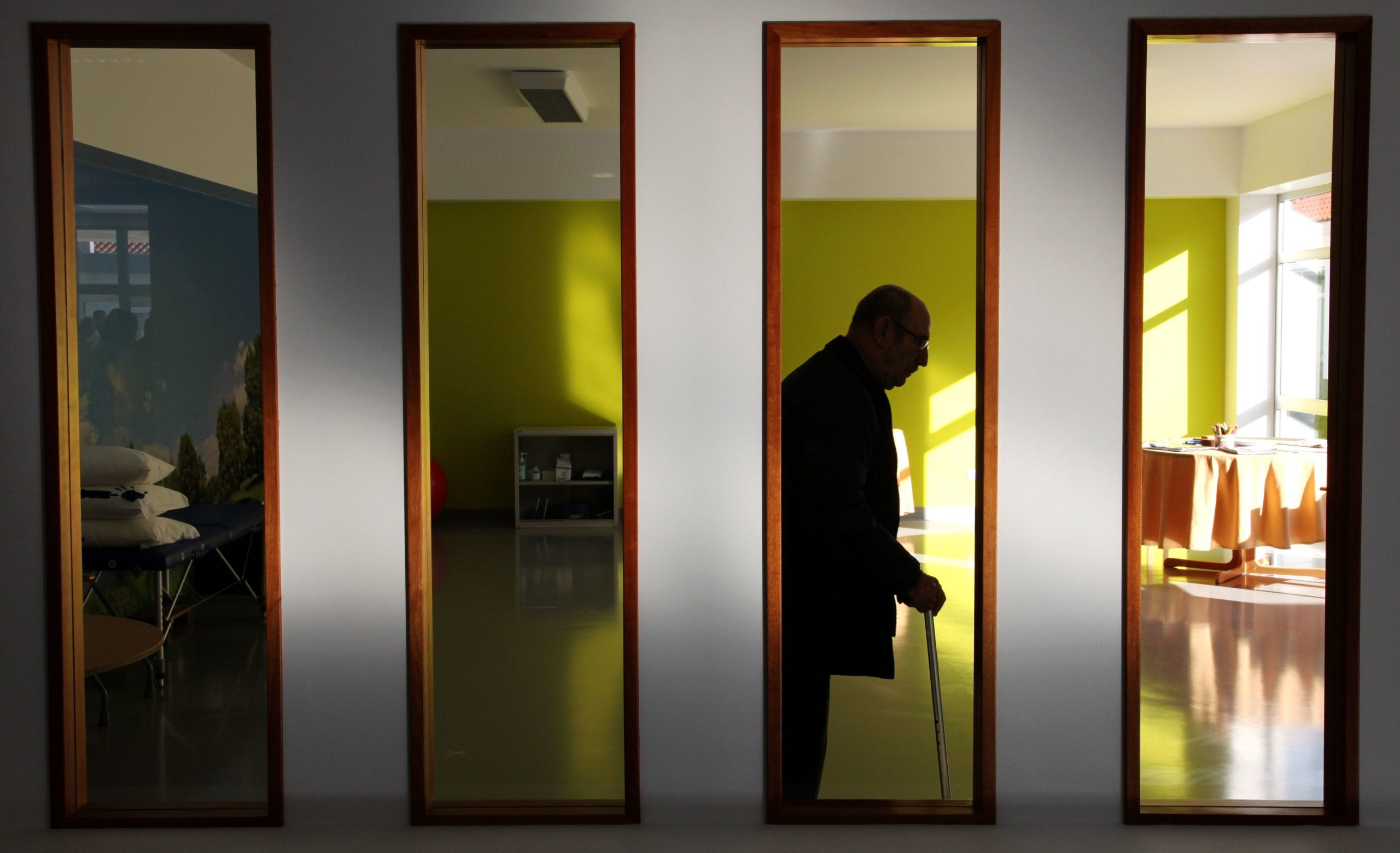 Diferença salarial nos cuidados continuados para setor hospitalar chega aos 80%, diz Associação