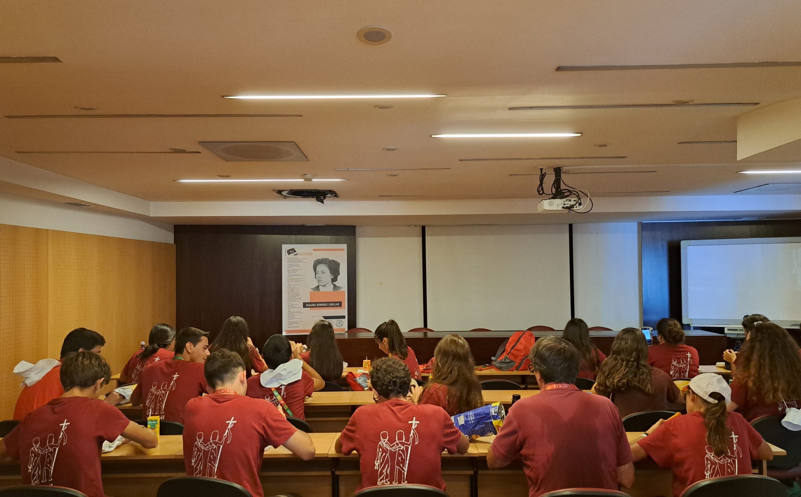 Sindicato dos Enfermeiros Portugueses abre portas a peregrinos: “Temos visto muitos jovens passar aqui, mas os portugueses estão-nos no coração”