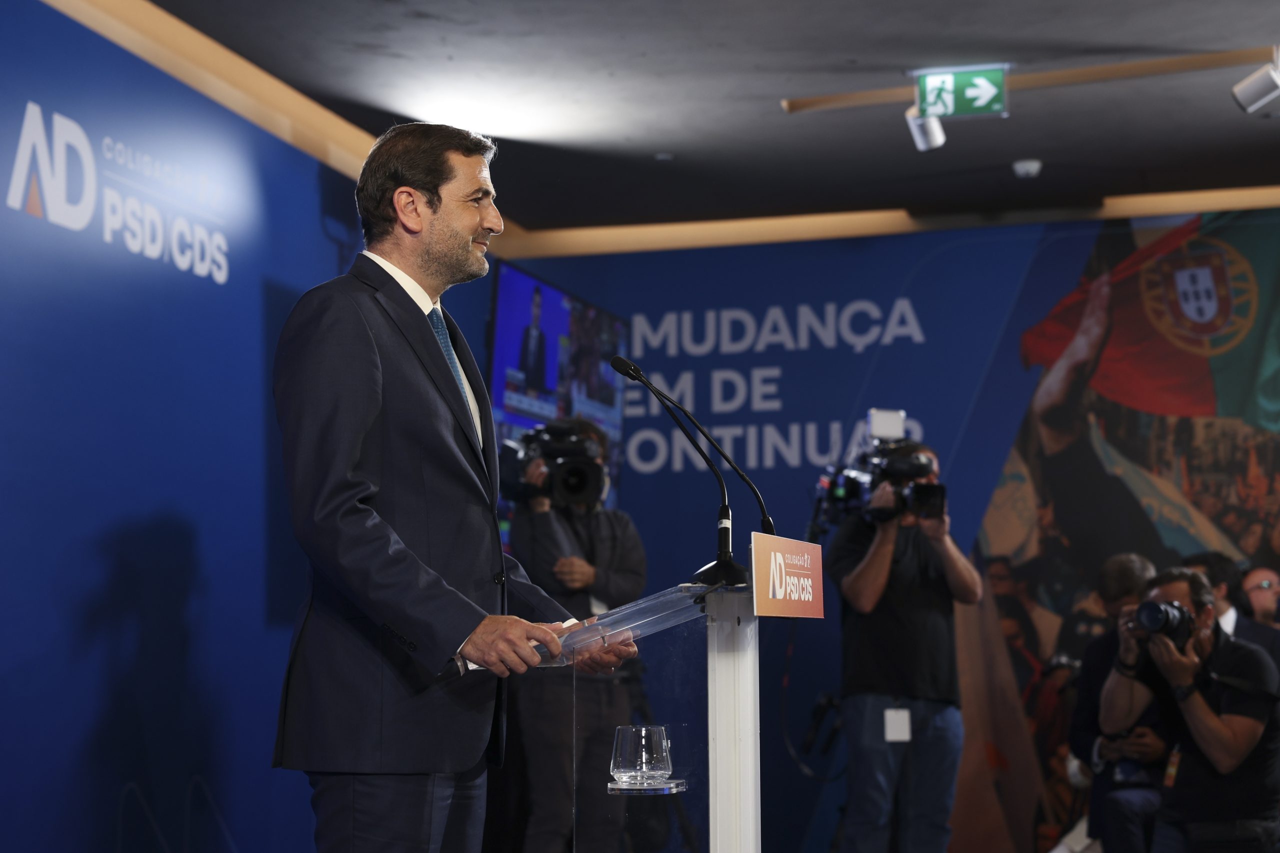 Hugo Soares vai recandidatar-se à liderança da bancada do PSD