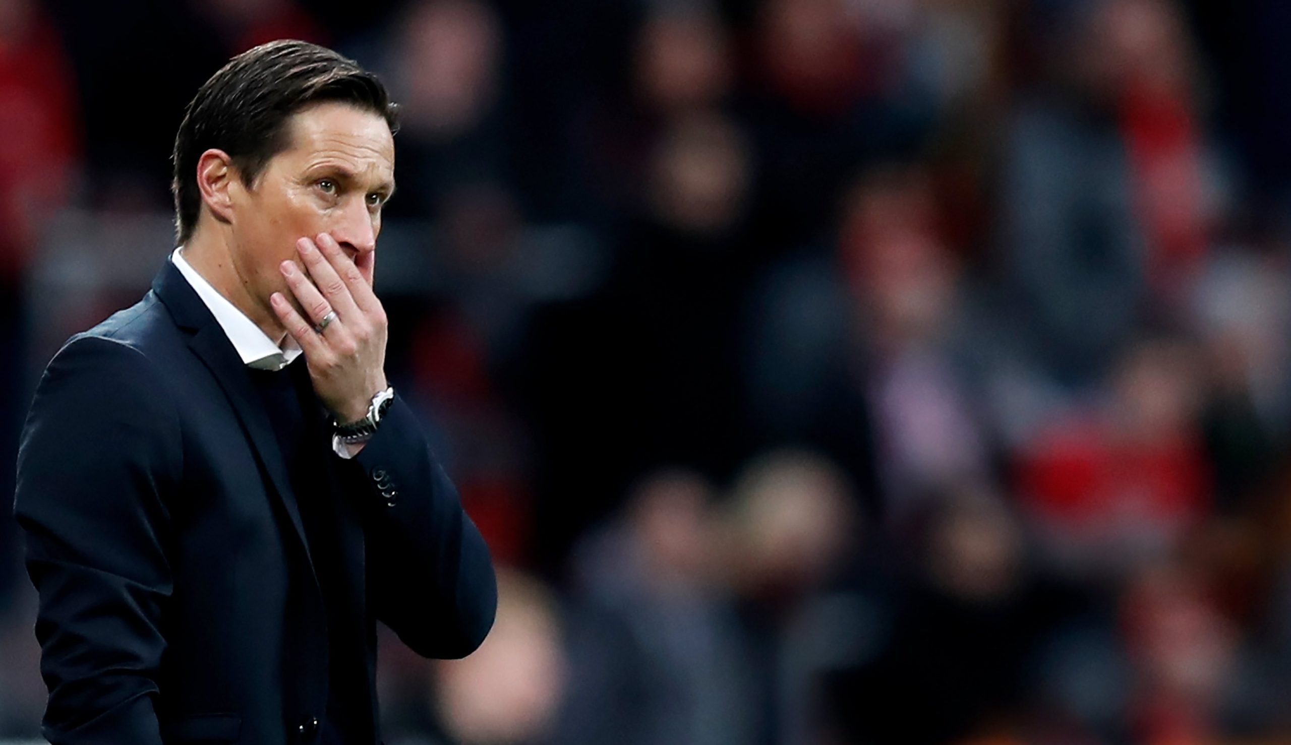 Bayer Leverkusen despede treinador Roger Schmidt