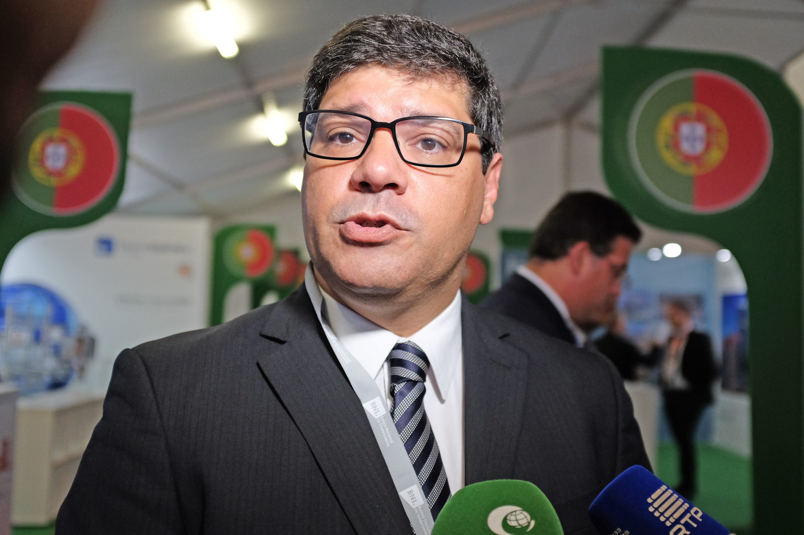 PS vê com “espanto” desafio do PSD para compromisso sobre IRS jovem