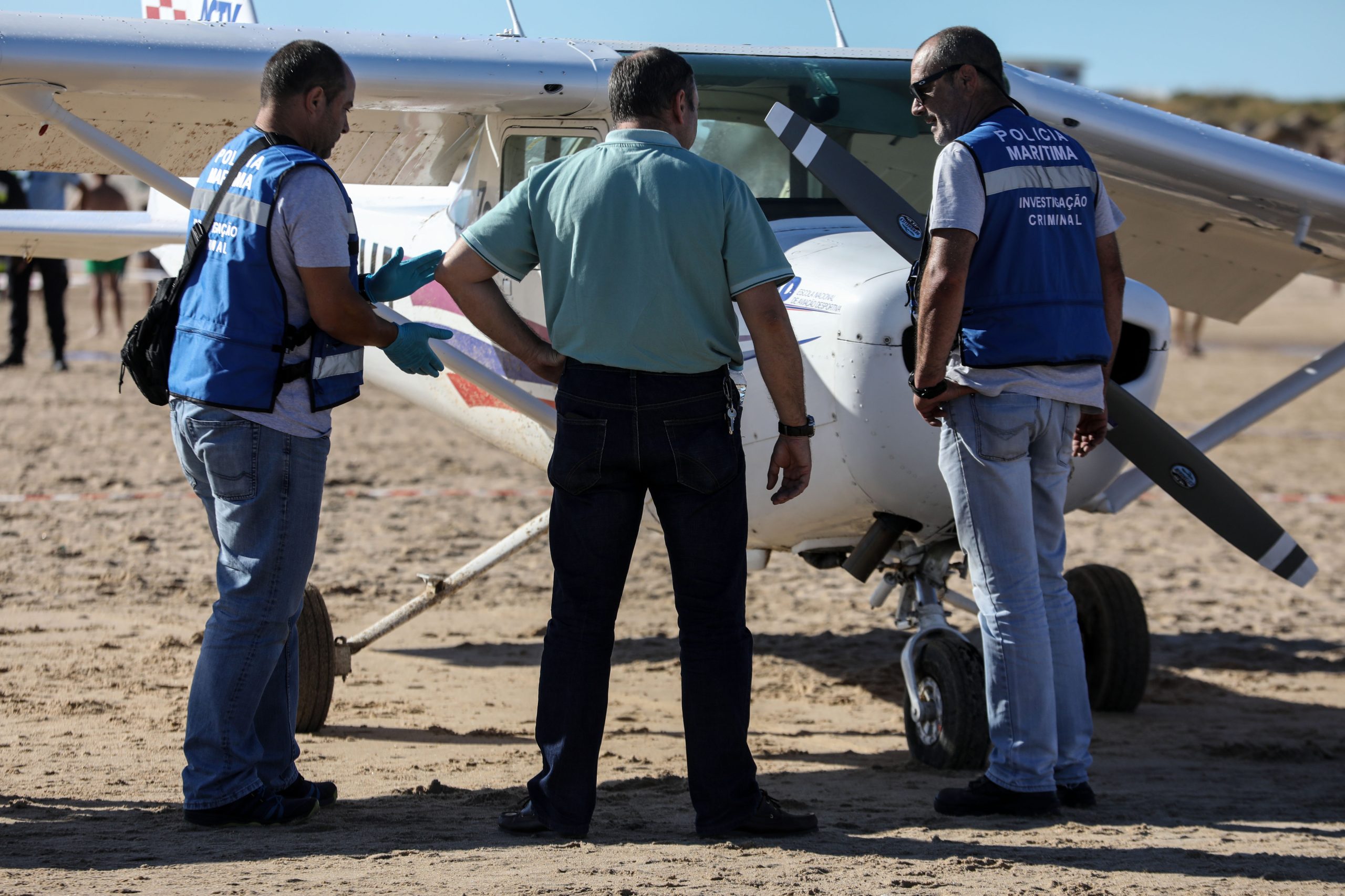 Aterragem em praia da Caparica 2017. Investigação conclui que houve falhas na gestão da emergência