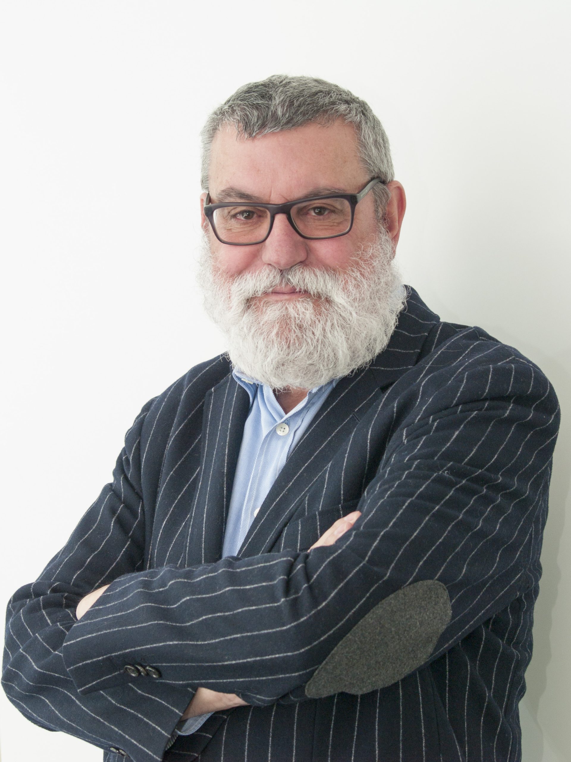 Quer conversar com José Milhazes? Inscreva-se aqui