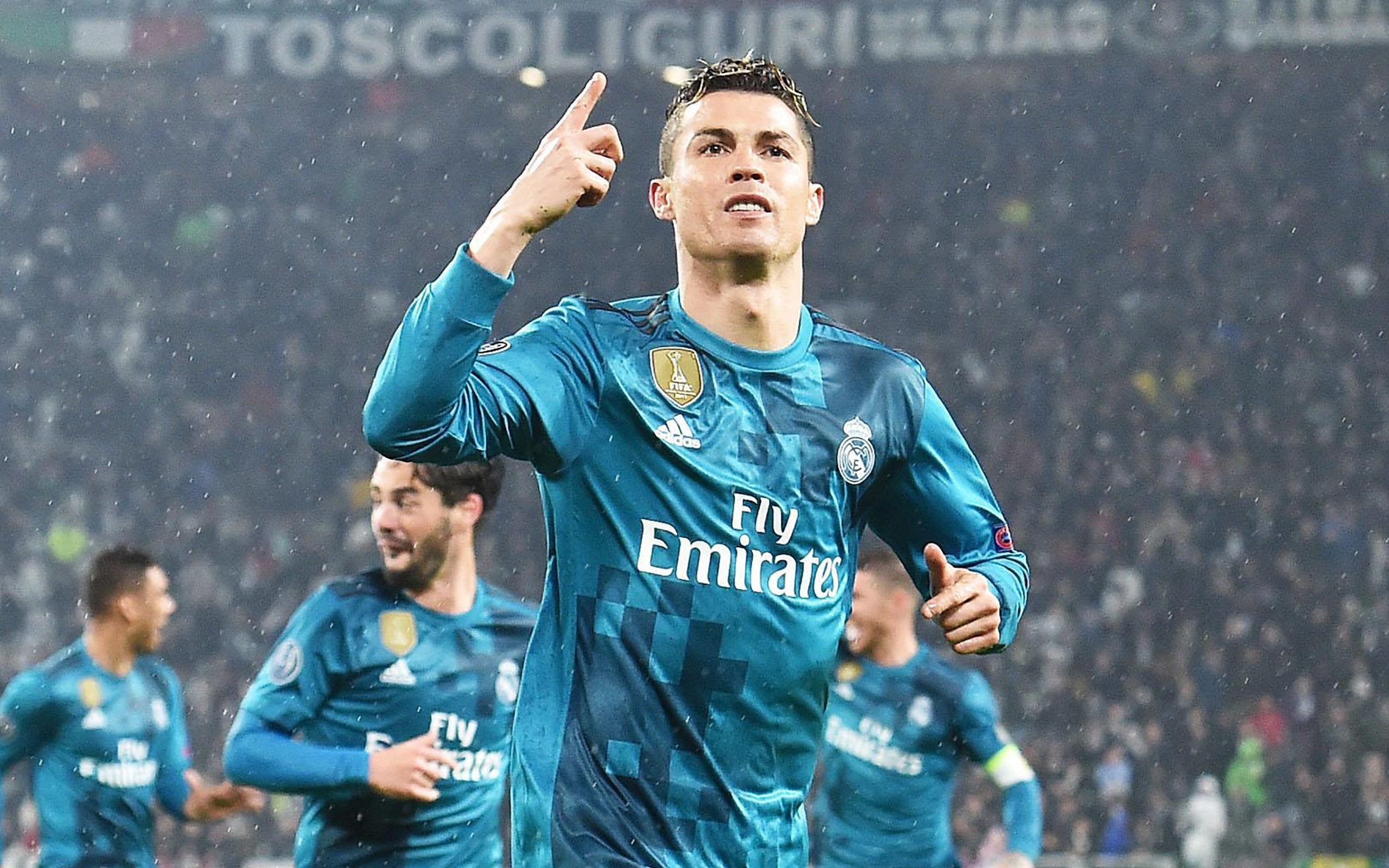 Florentino Perez diz que Cristiano Ronaldo é o grande herdeiro de Di Stéfano