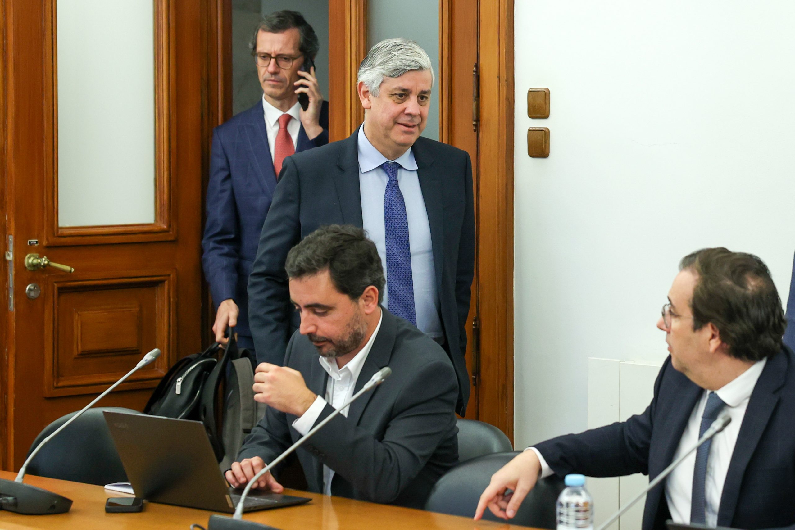 Polémica Hélder Rosalino: Banco de Portugal tem seis pessoas na função de consultor
