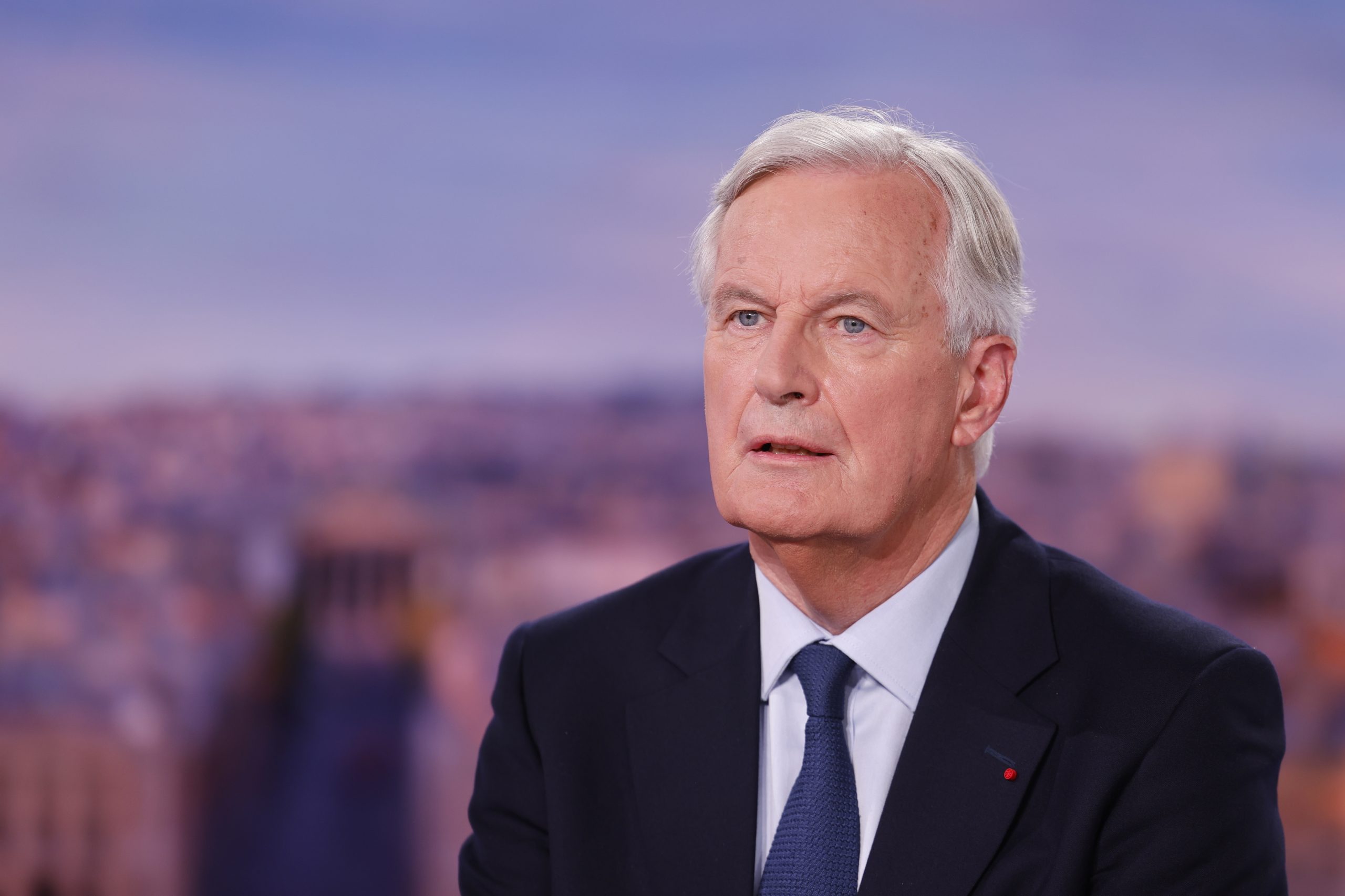 Novo PM francês Barnier promete que a sua política “não será só de direita”