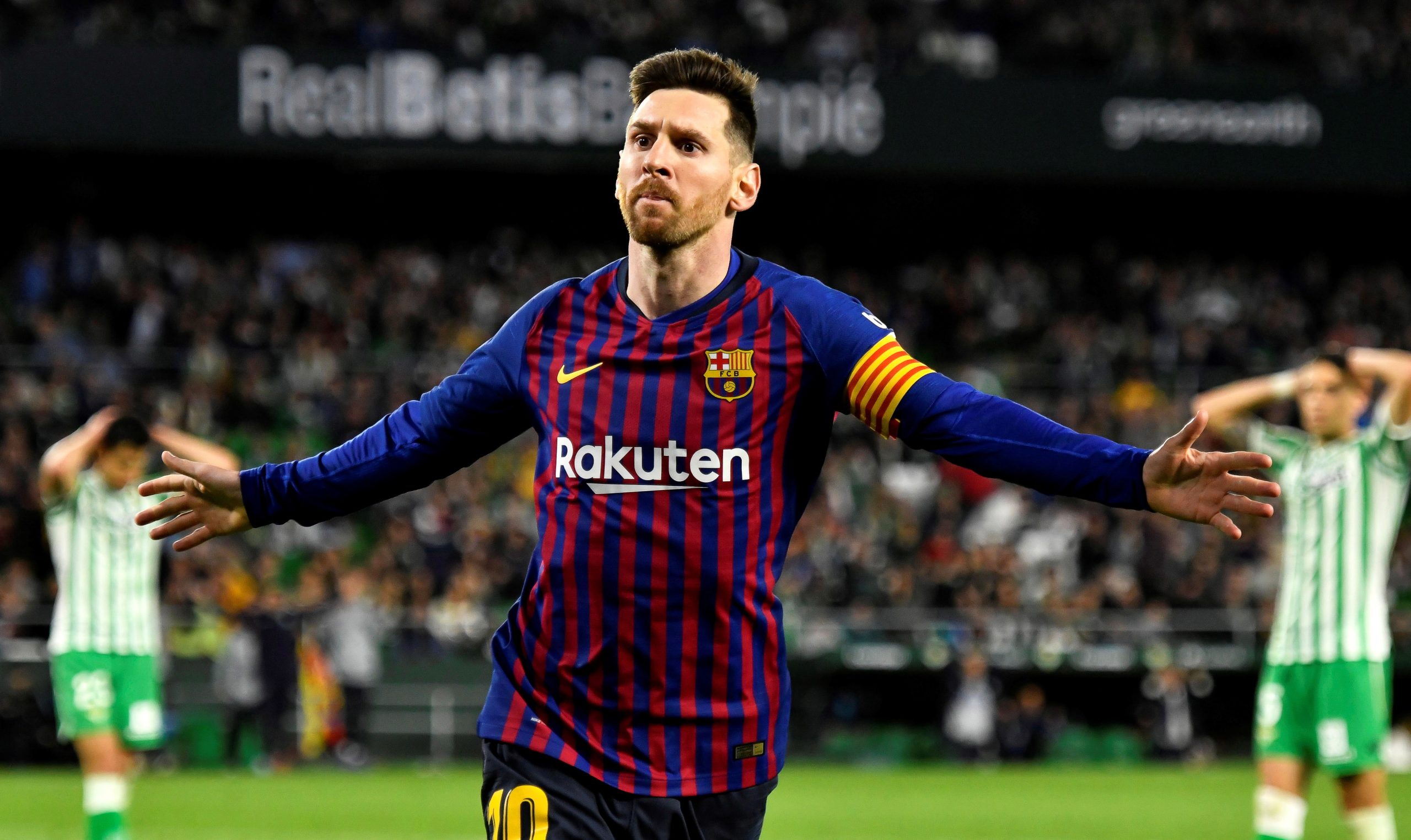 Messi lidera lista dos futebolistas com mais ganhos anuais, Ronaldo é segundo