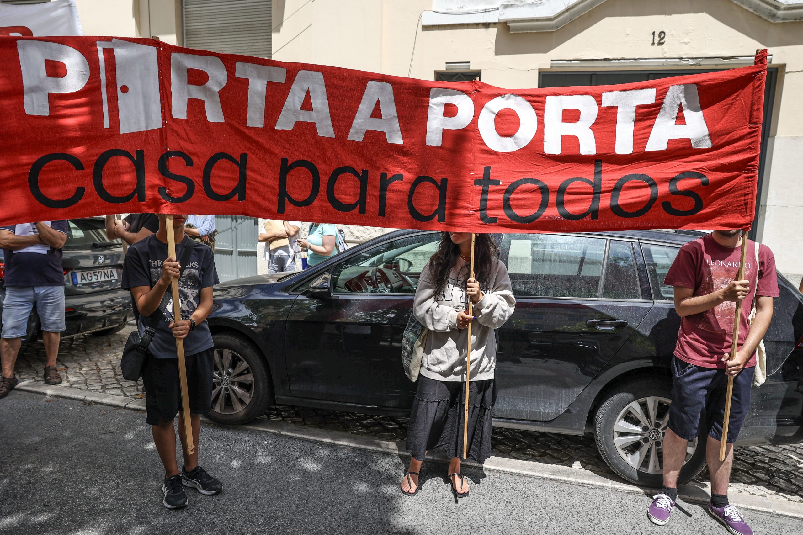 Movimento Porta a Porta pede a Miguel Pinto Luz que revogue regime do arrendamento urbano