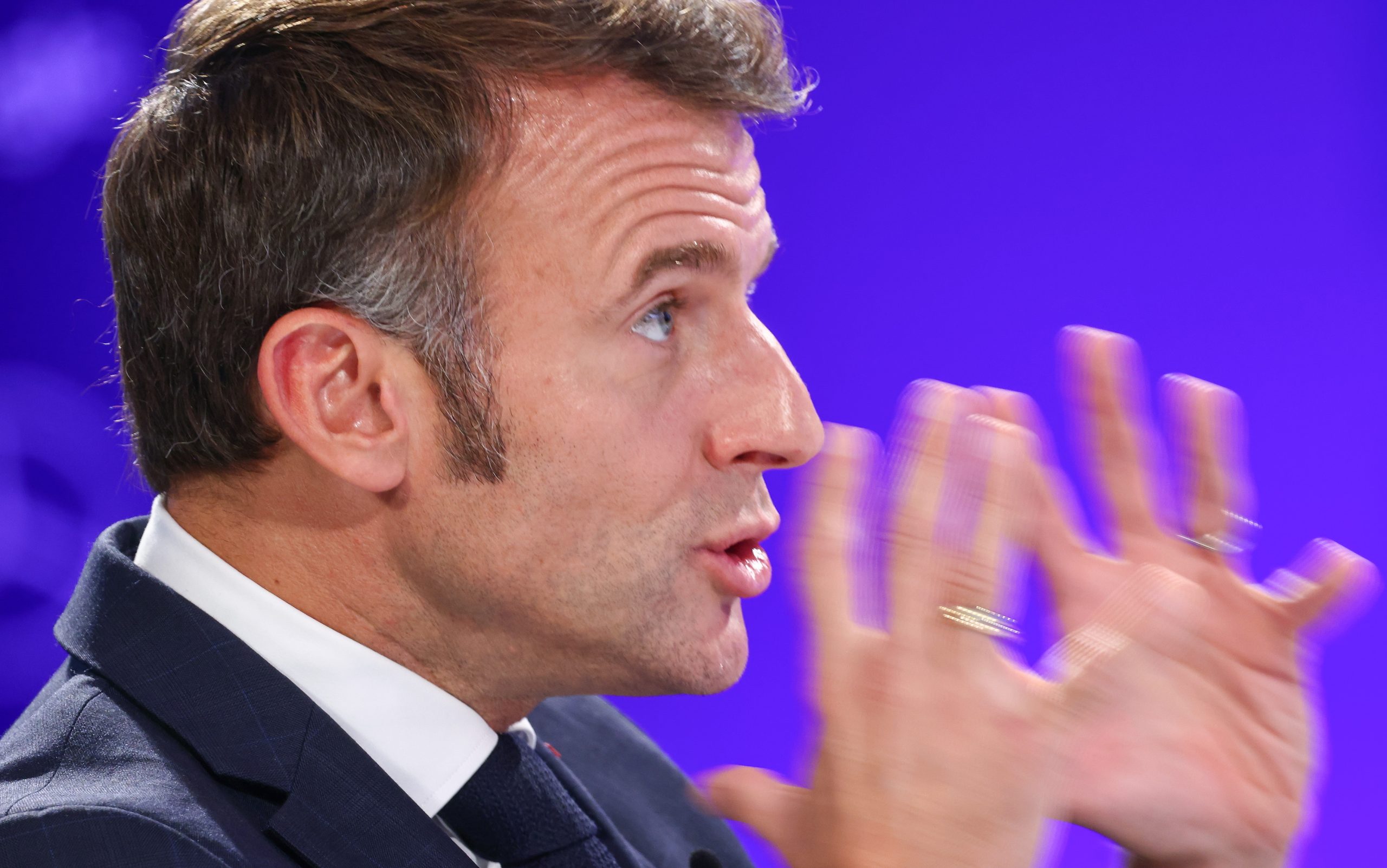 Macron apela ao presidente do Irão que baixe a tensão no Médio Oriente