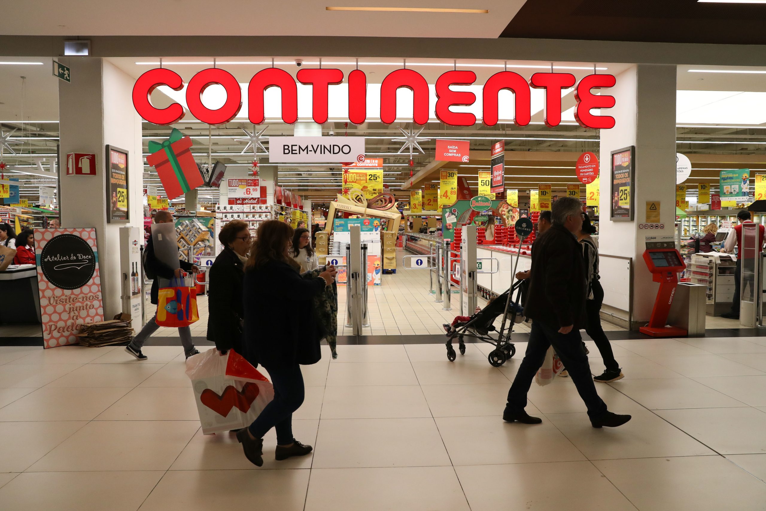 Trabalhadores do setor da distribuição estão hoje em greve