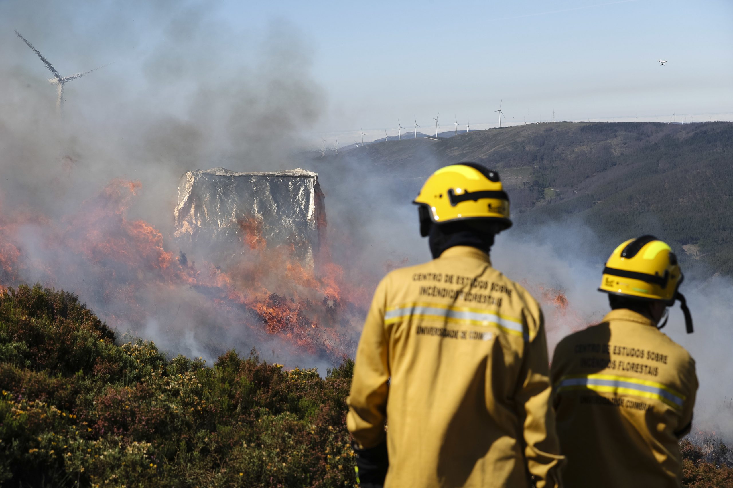 Incêndios. Investigadores e operacionais realizaram ensaios na Serra da Lousã