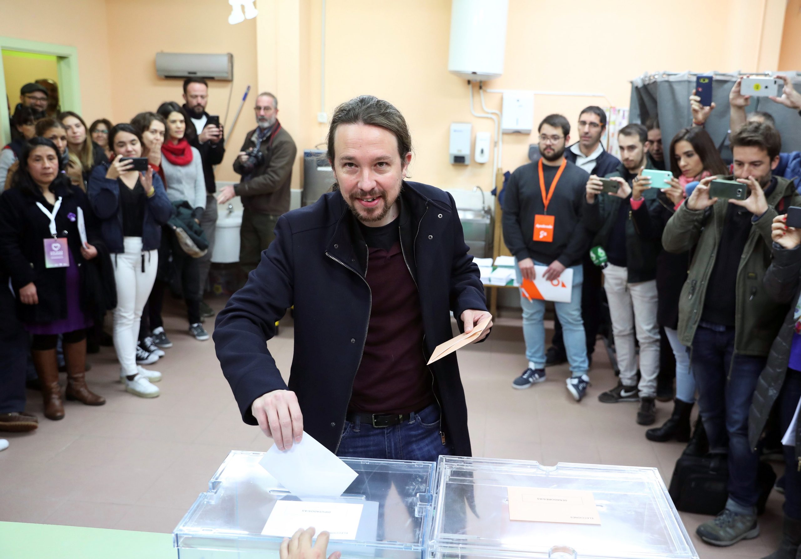 Eleições em Espanha: Líder do Unidas Podemos apela à participação da população espanhola nas eleições