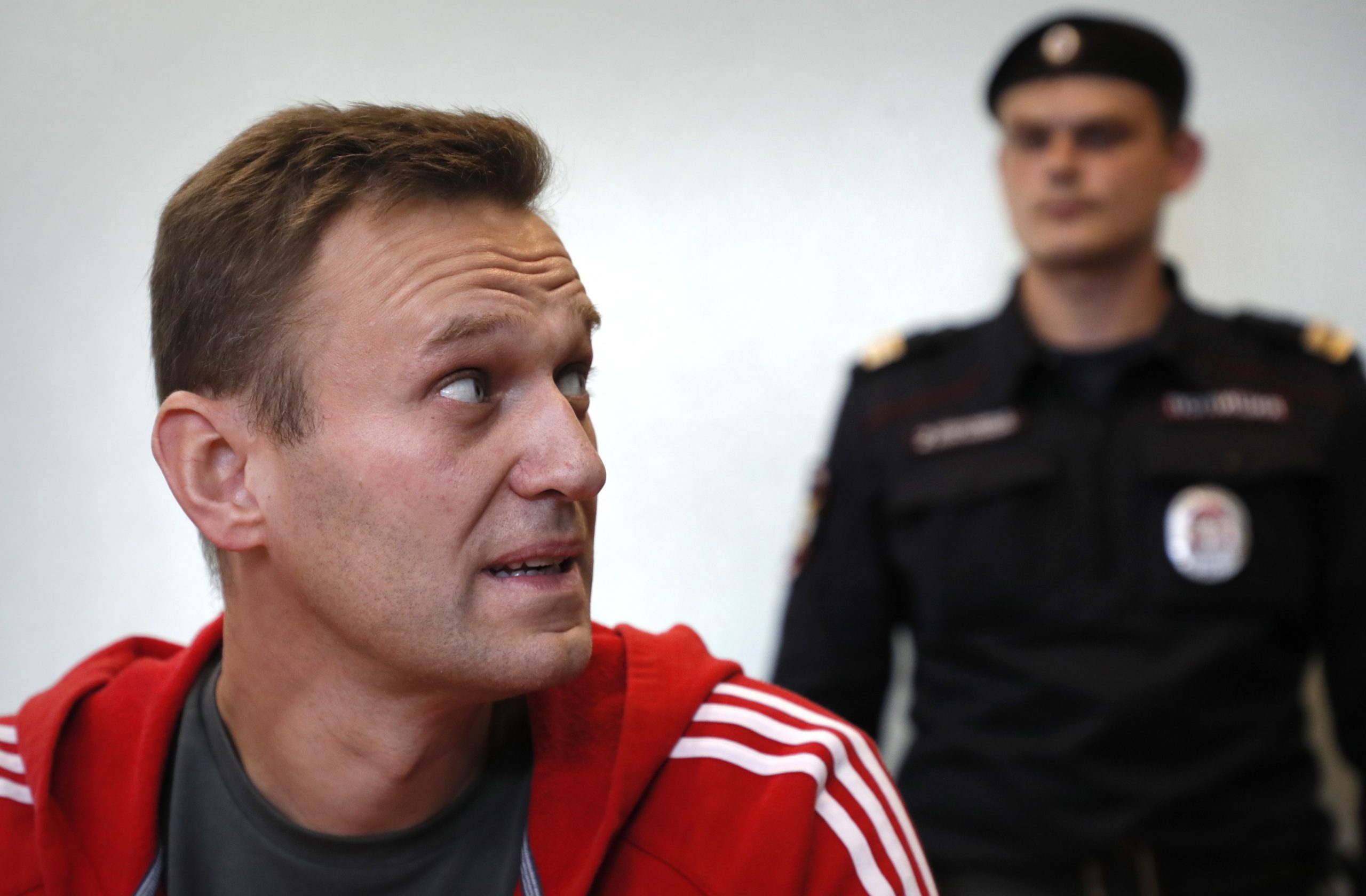 Tribunal russo mantém Alexei Navalny na prisão