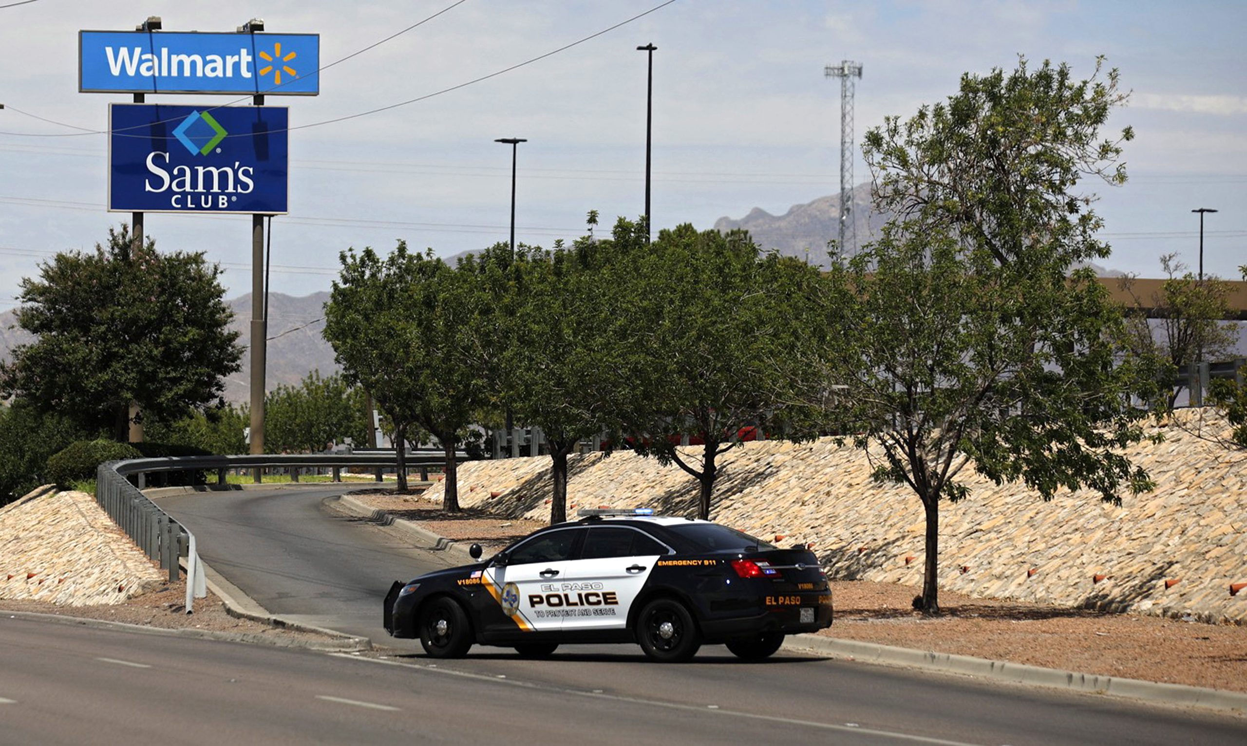 Polícia confirma morte de diversas pessoas no tiroteio em El Paso, sul dos Estados Unidos