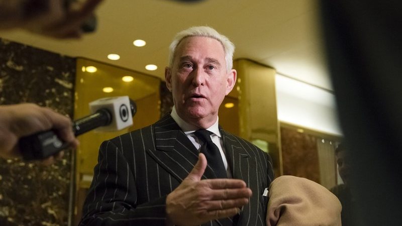 Quem é Roger Stone, o patife elegante
