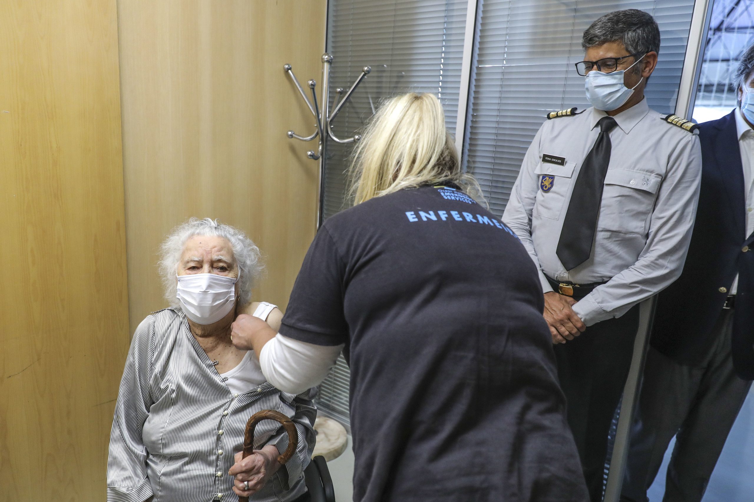 Covid-19: Publicada norma da campanha de vacinação sazonal