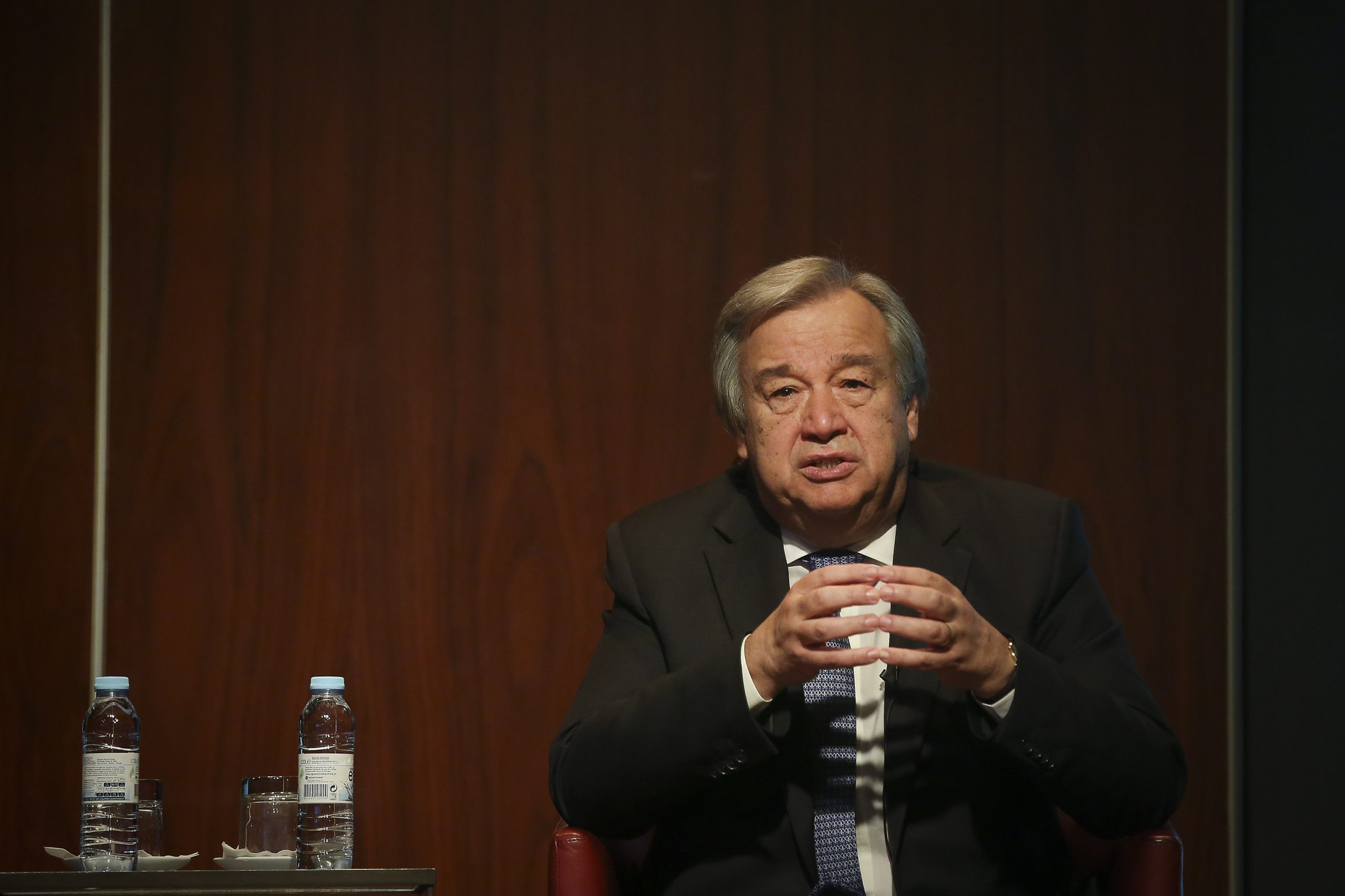 Entrega de prémio a Guterres fecha ano parlamentar em 23 de dezembro