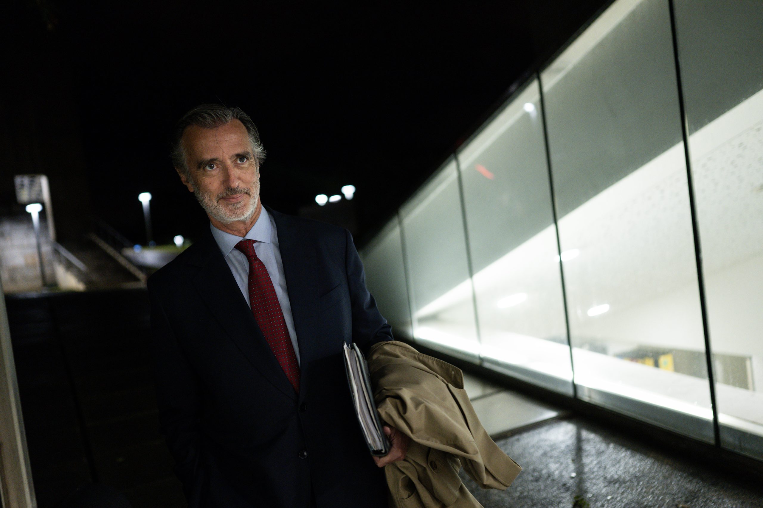 Trinta mulheres defendem Cotrim de Figueiredo após denúncia de assédio