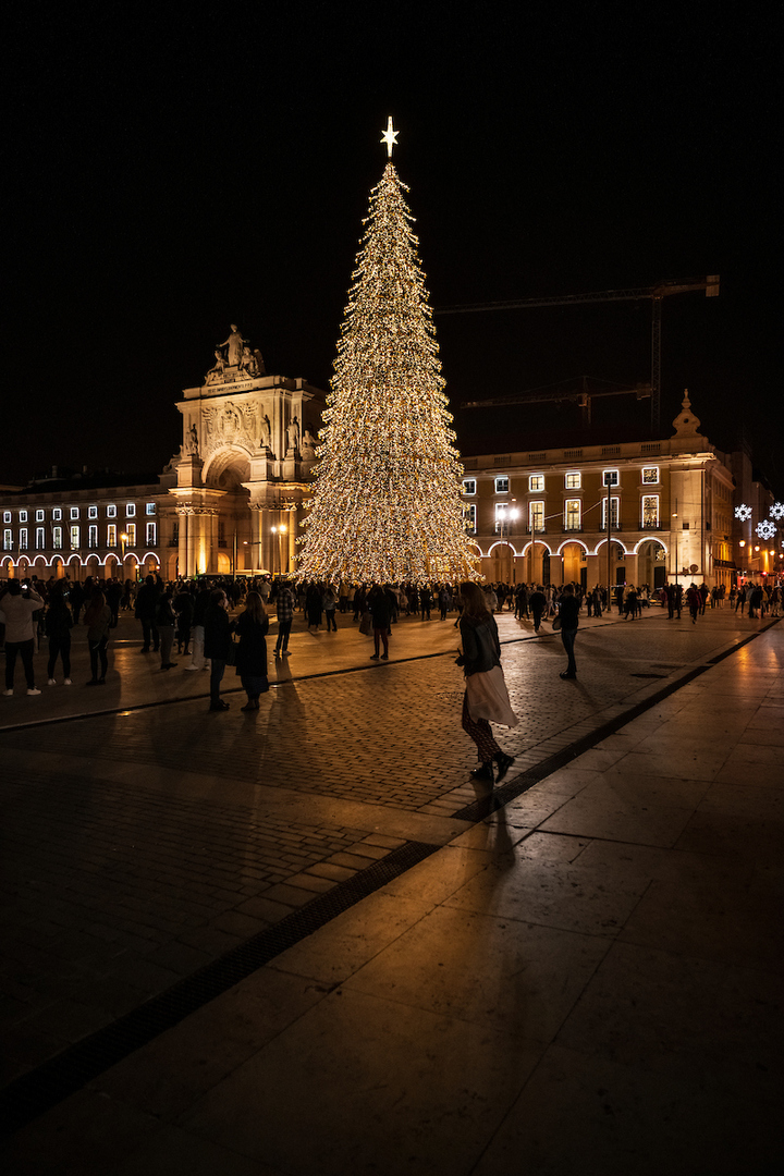 Lisboa reduz horário de iluminações de Natal para poupança energética de 50%