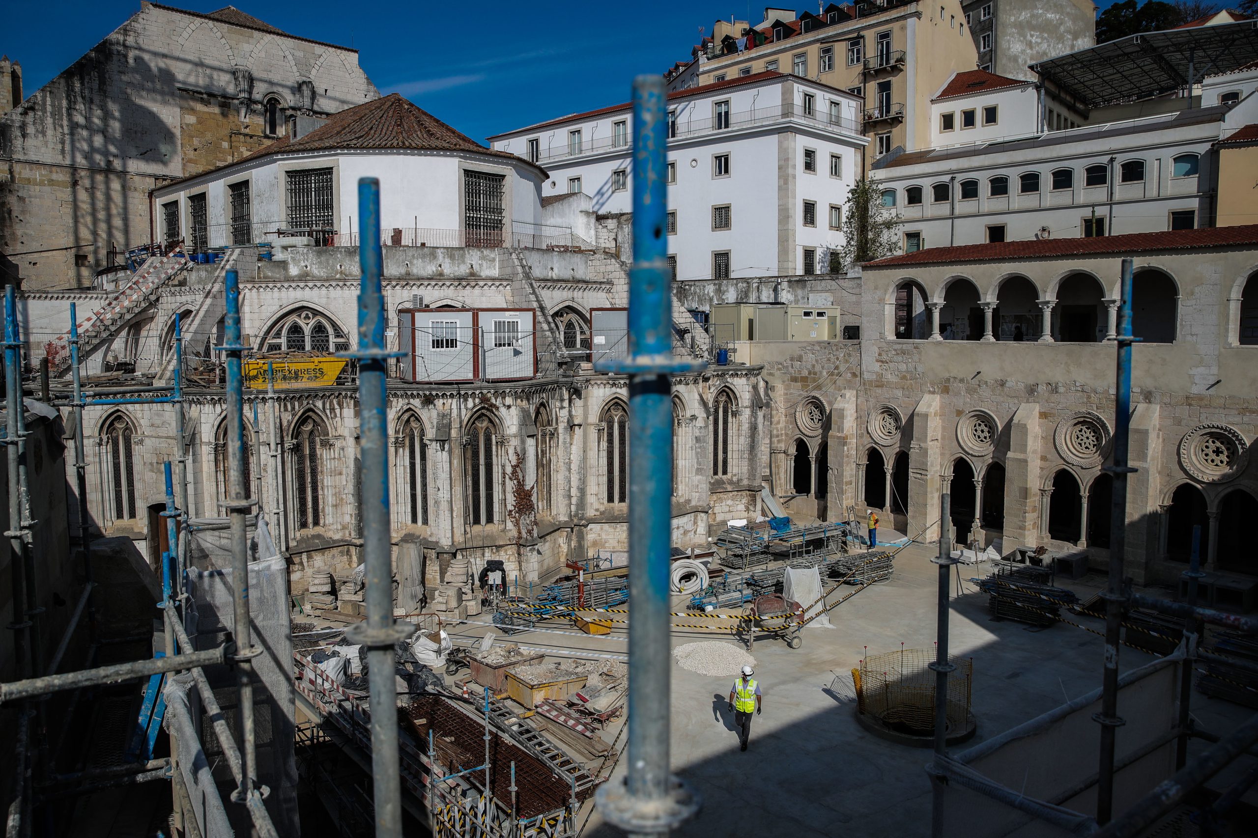 Investigadores pedem classificação dos novos achados arqueológicos da Sé de Lisboa