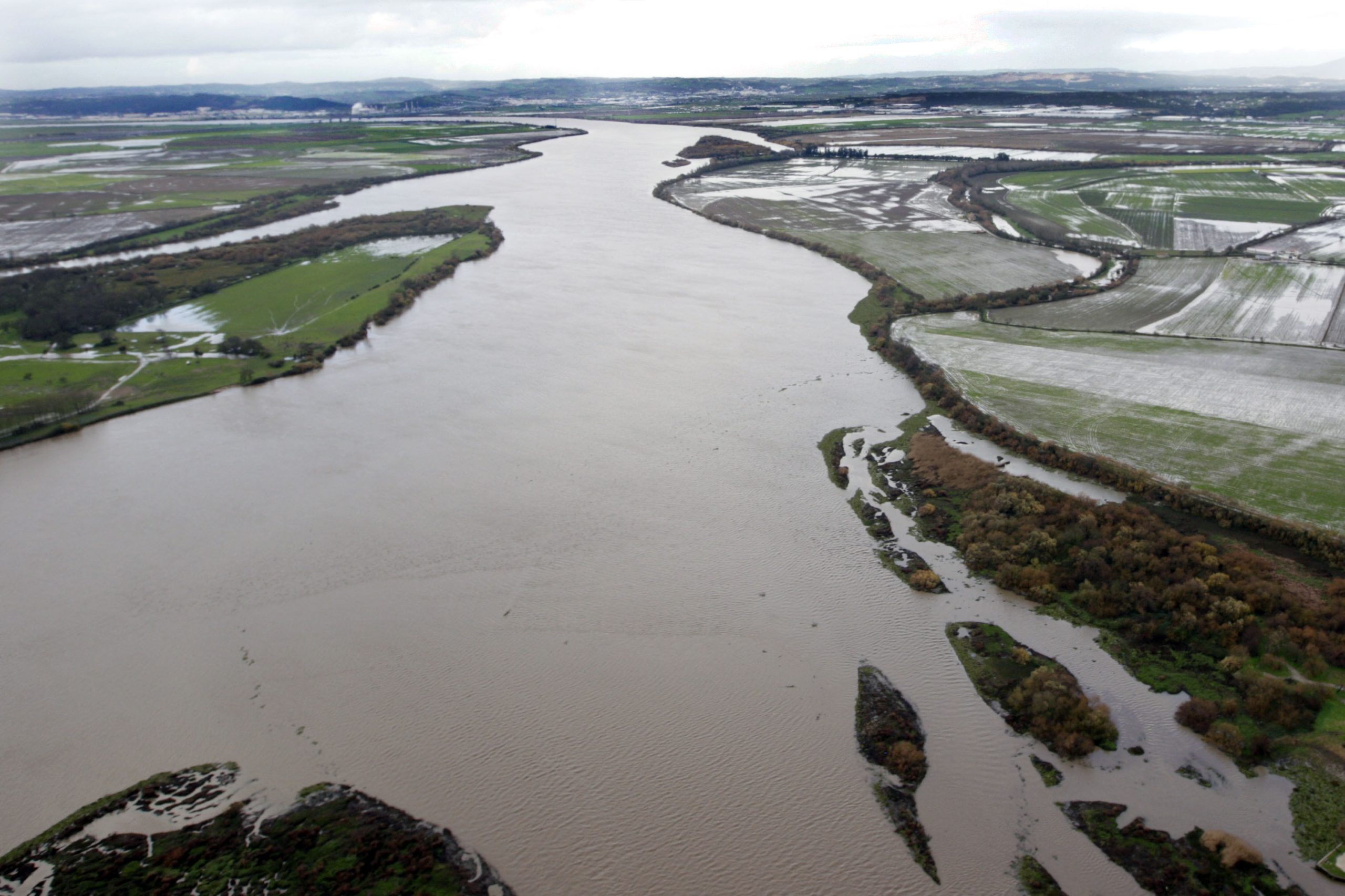 Proteção Civil de Santarém aciona Plano de Emergência para Cheias na bacia do Tejo