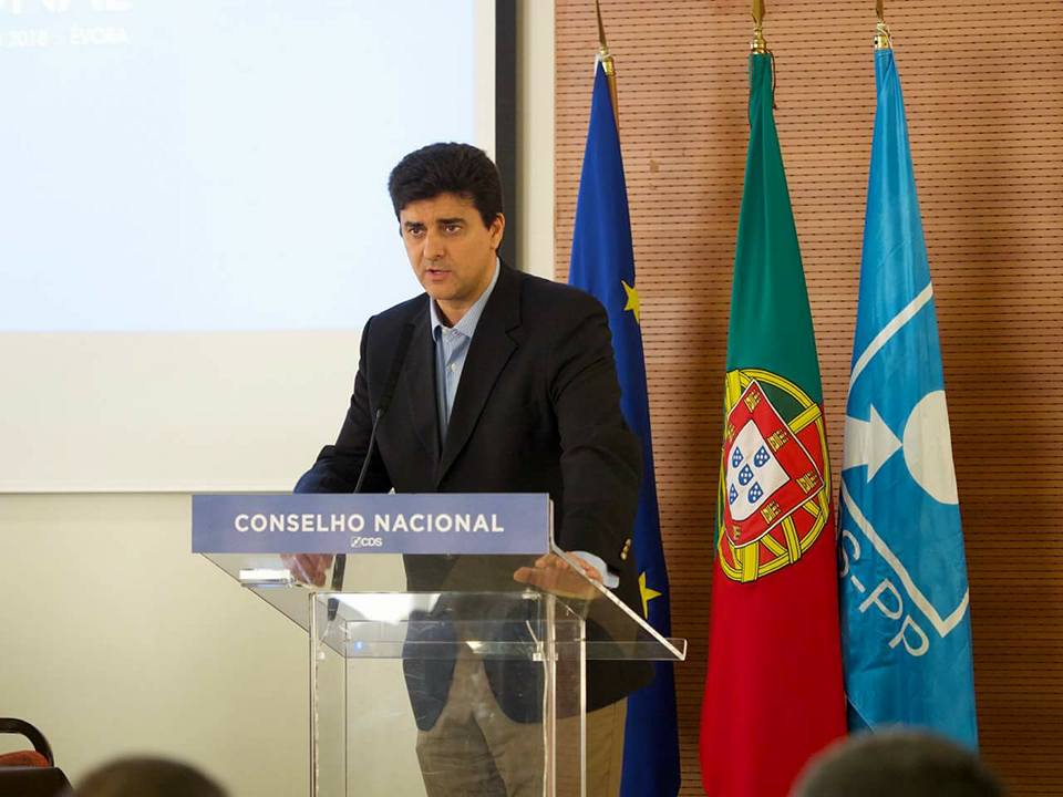 CDS: Abel Matos Santos apresenta moção no Facebook e quer “grande casa da direita”