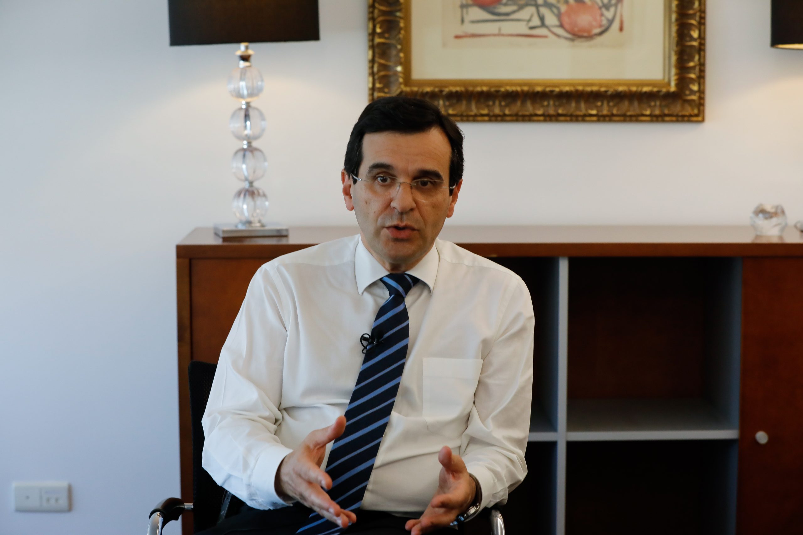 Ministro da Saúde diz que ainda há muito tempo para negociar novas tabelas da ADSE