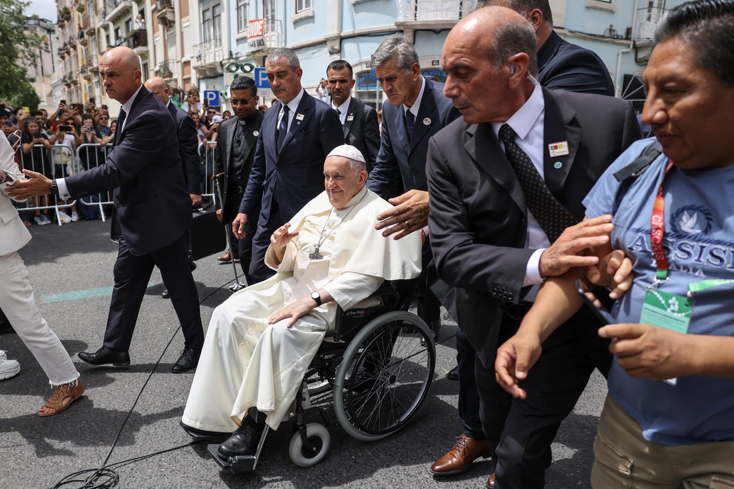 Cerca de 25 elementos da PSP fazem a segurança do Papa Francisco em Portugal